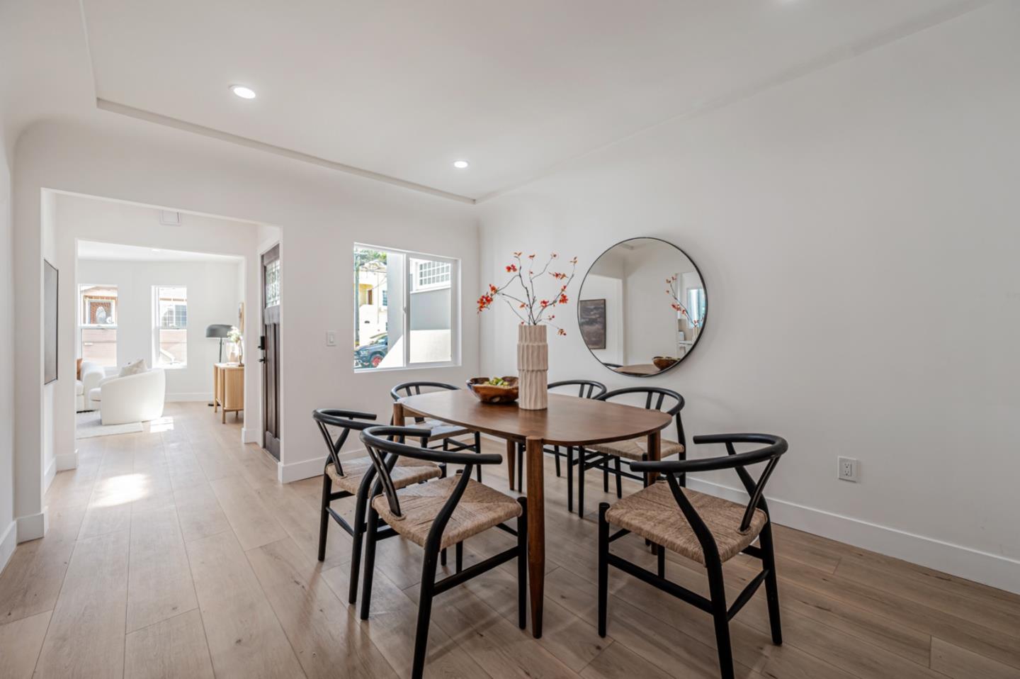 Detail Gallery Image 22 of 39 For 452 Irvington St, Daly City,  CA 94014 - 3 Beds | 2 Baths