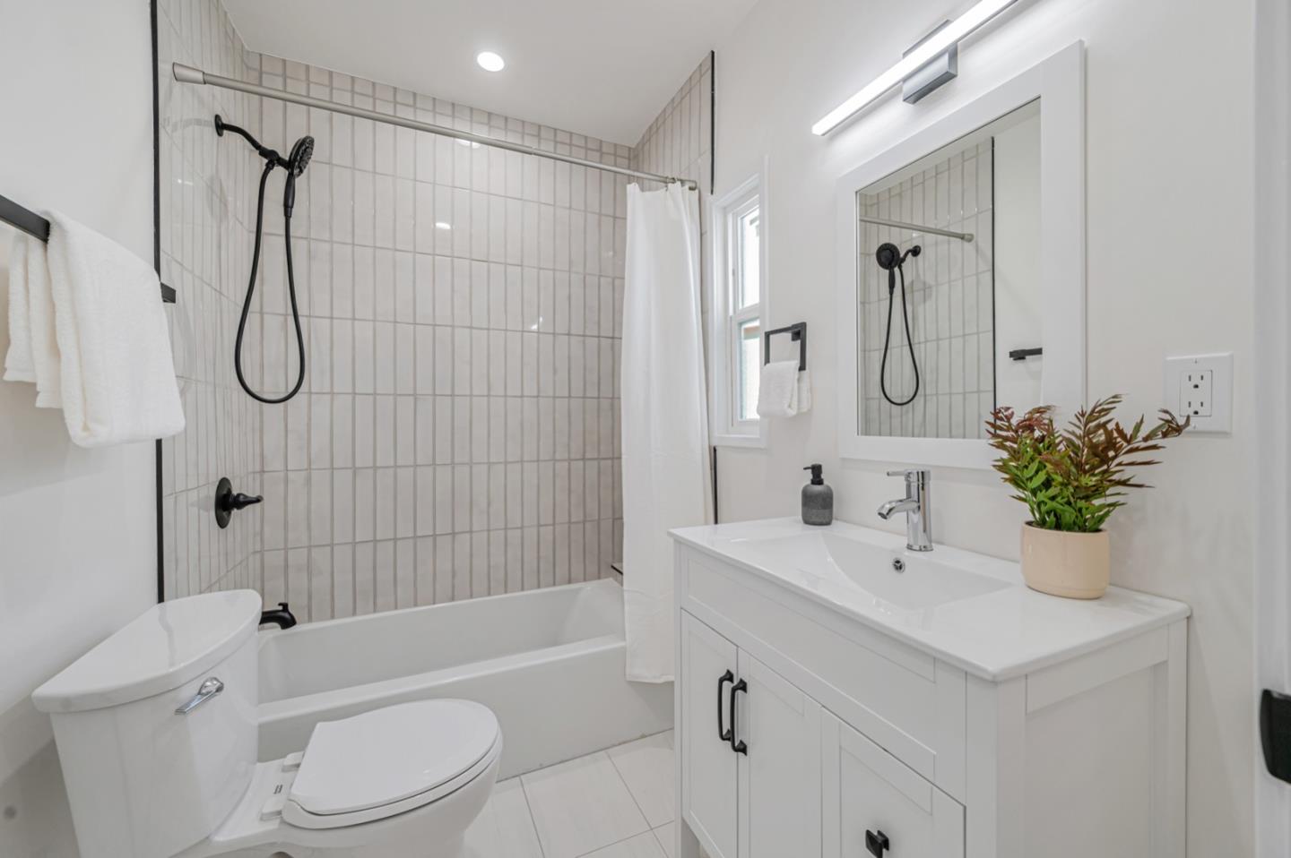 Detail Gallery Image 33 of 39 For 452 Irvington St, Daly City,  CA 94014 - 3 Beds | 2 Baths