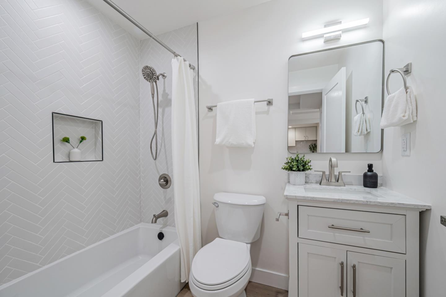 Detail Gallery Image 34 of 39 For 452 Irvington St, Daly City,  CA 94014 - 3 Beds | 2 Baths