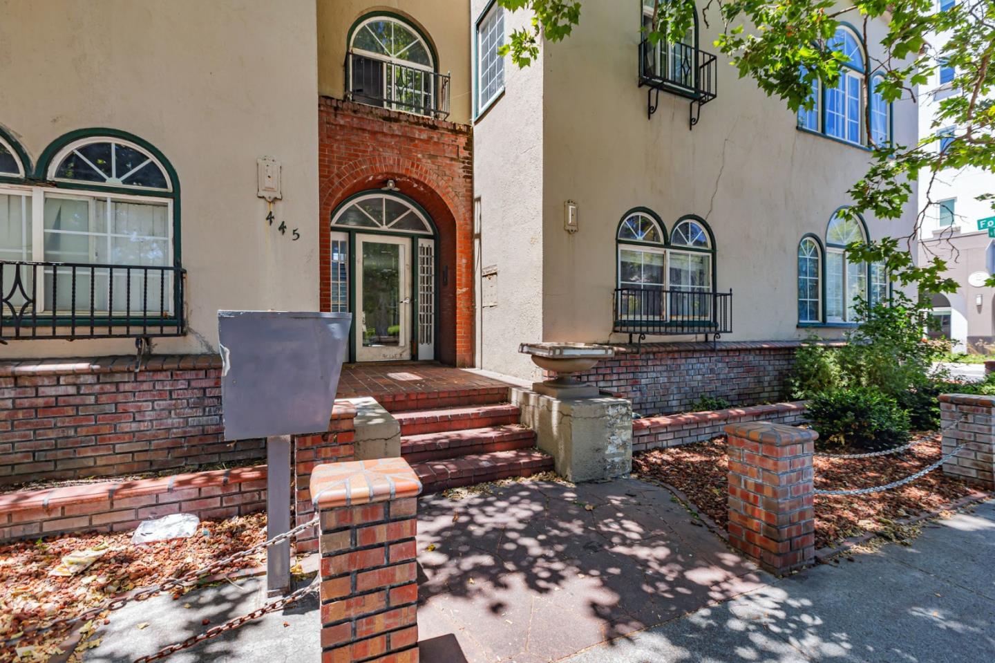 Detail Gallery Image 2 of 13 For 445 N 1st St, San Jose,  CA 95112 - – Beds | – Baths