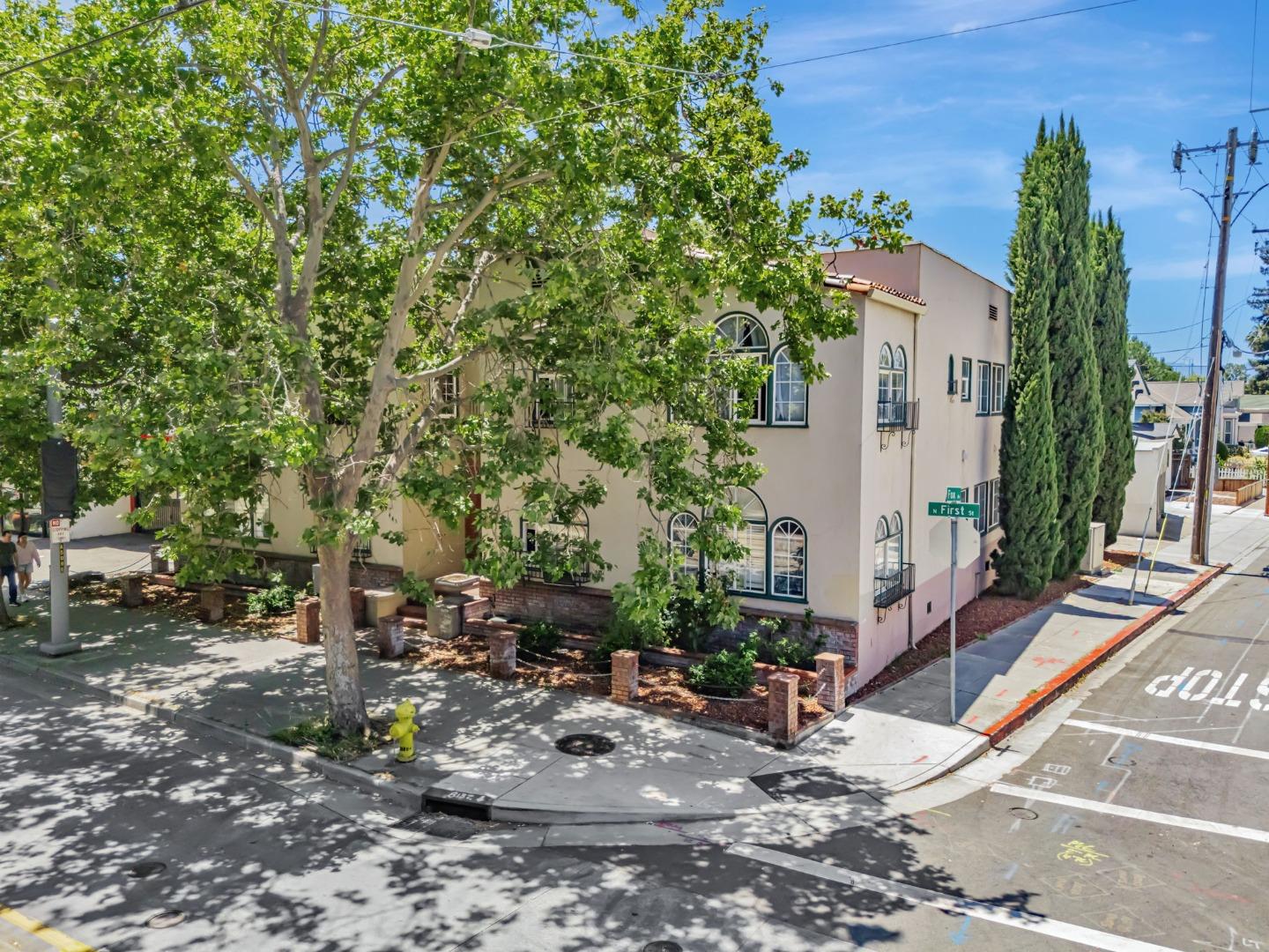 Detail Gallery Image 3 of 13 For 445 N 1st St, San Jose,  CA 95112 - – Beds | – Baths