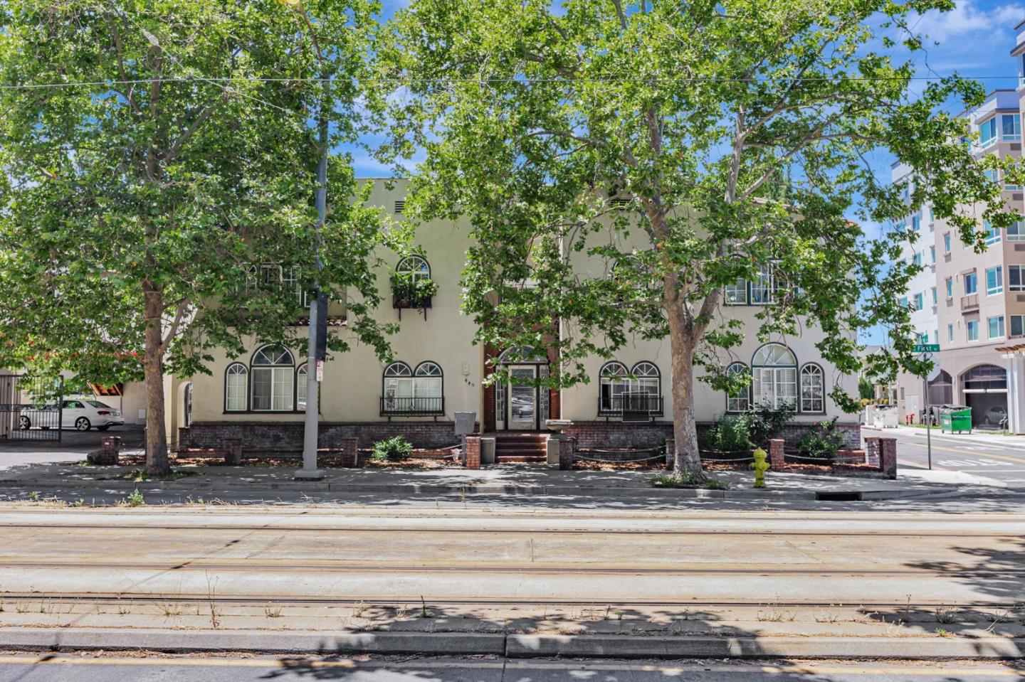Detail Gallery Image 5 of 13 For 445 N 1st St, San Jose,  CA 95112 - – Beds | – Baths