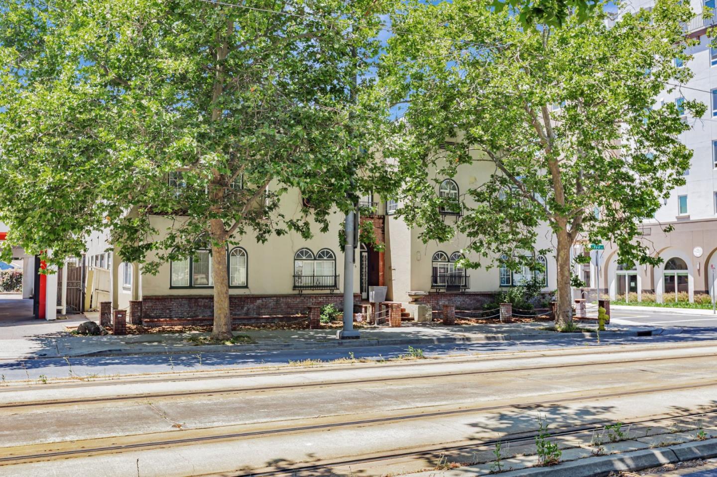Detail Gallery Image 7 of 13 For 445 N 1st St, San Jose,  CA 95112 - – Beds | – Baths