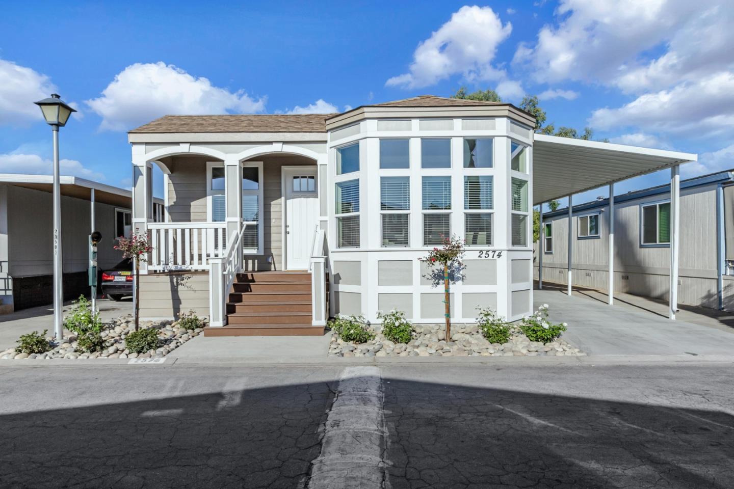 Detail Gallery Image 2 of 44 For 2574 Whispering Hills Cir #2574,  San Jose,  CA 95148 - 3 Beds | 2 Baths