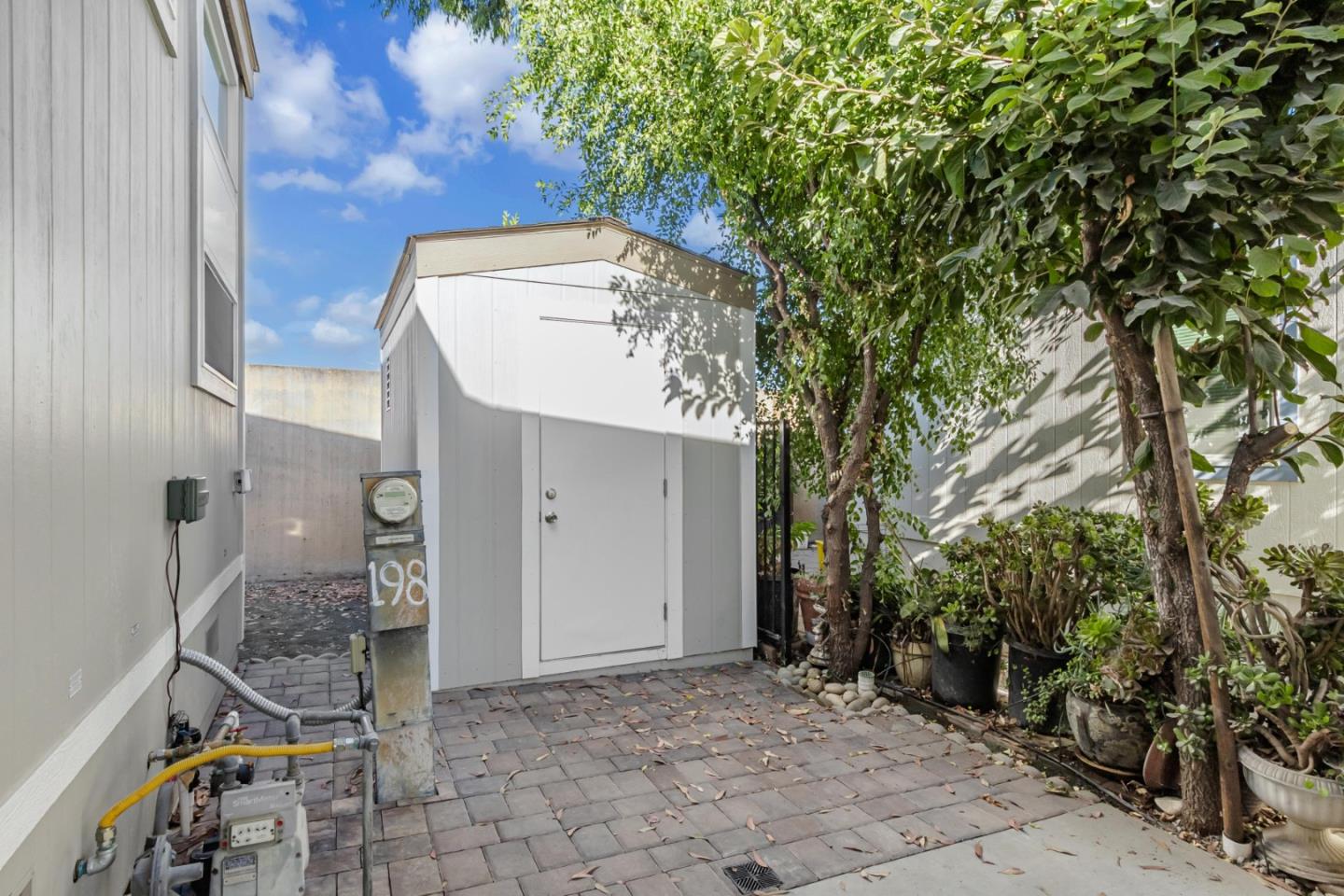 Detail Gallery Image 42 of 44 For 2574 Whispering Hills Cir #2574,  San Jose,  CA 95148 - 3 Beds | 2 Baths