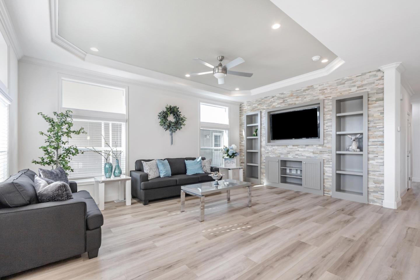 Detail Gallery Image 8 of 44 For 2574 Whispering Hills Cir #2574,  San Jose,  CA 95148 - 3 Beds | 2 Baths