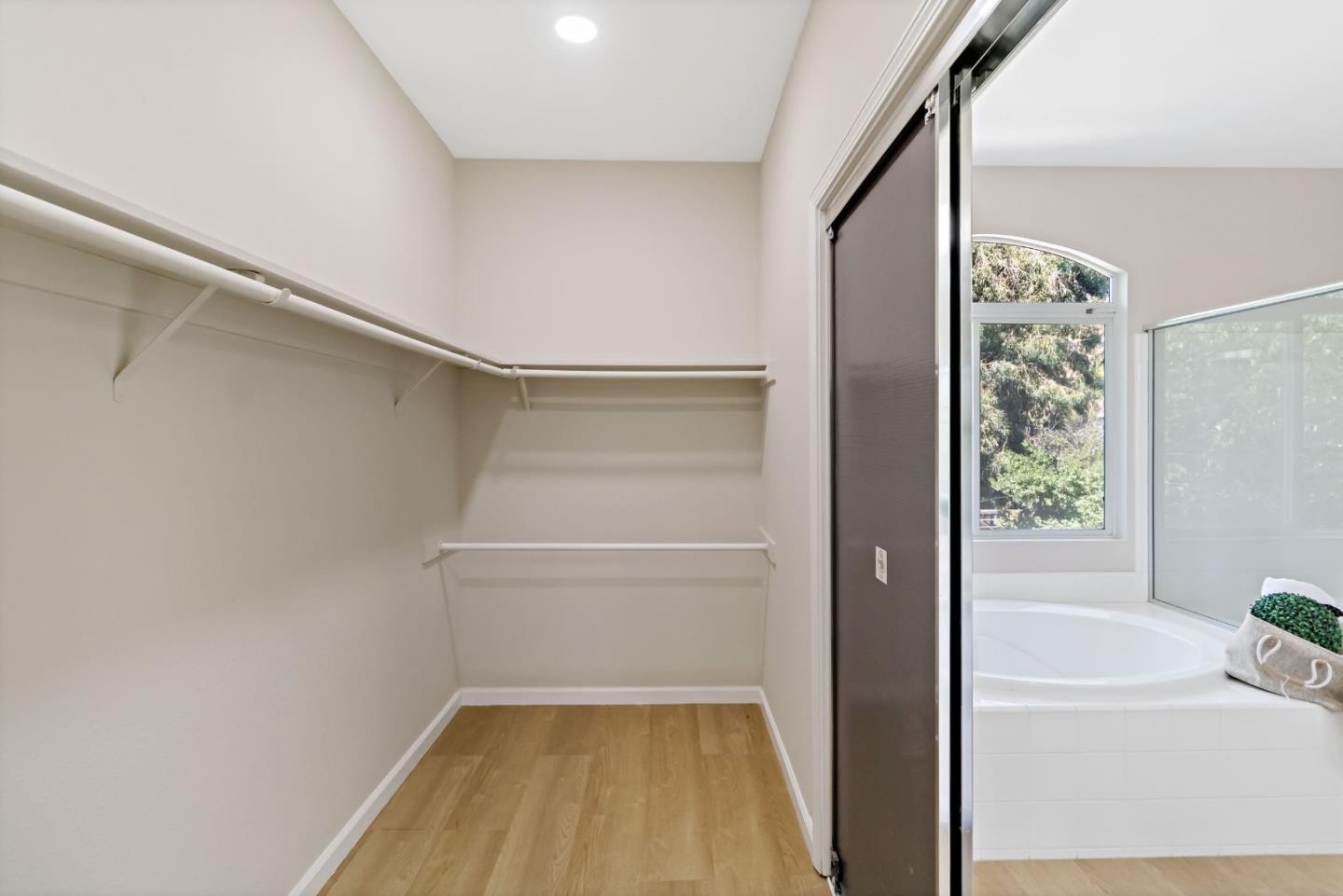 Detail Gallery Image 32 of 63 For 3585 Cour Du Vin, San Jose,  CA 95148 - 4 Beds | 2/1 Baths