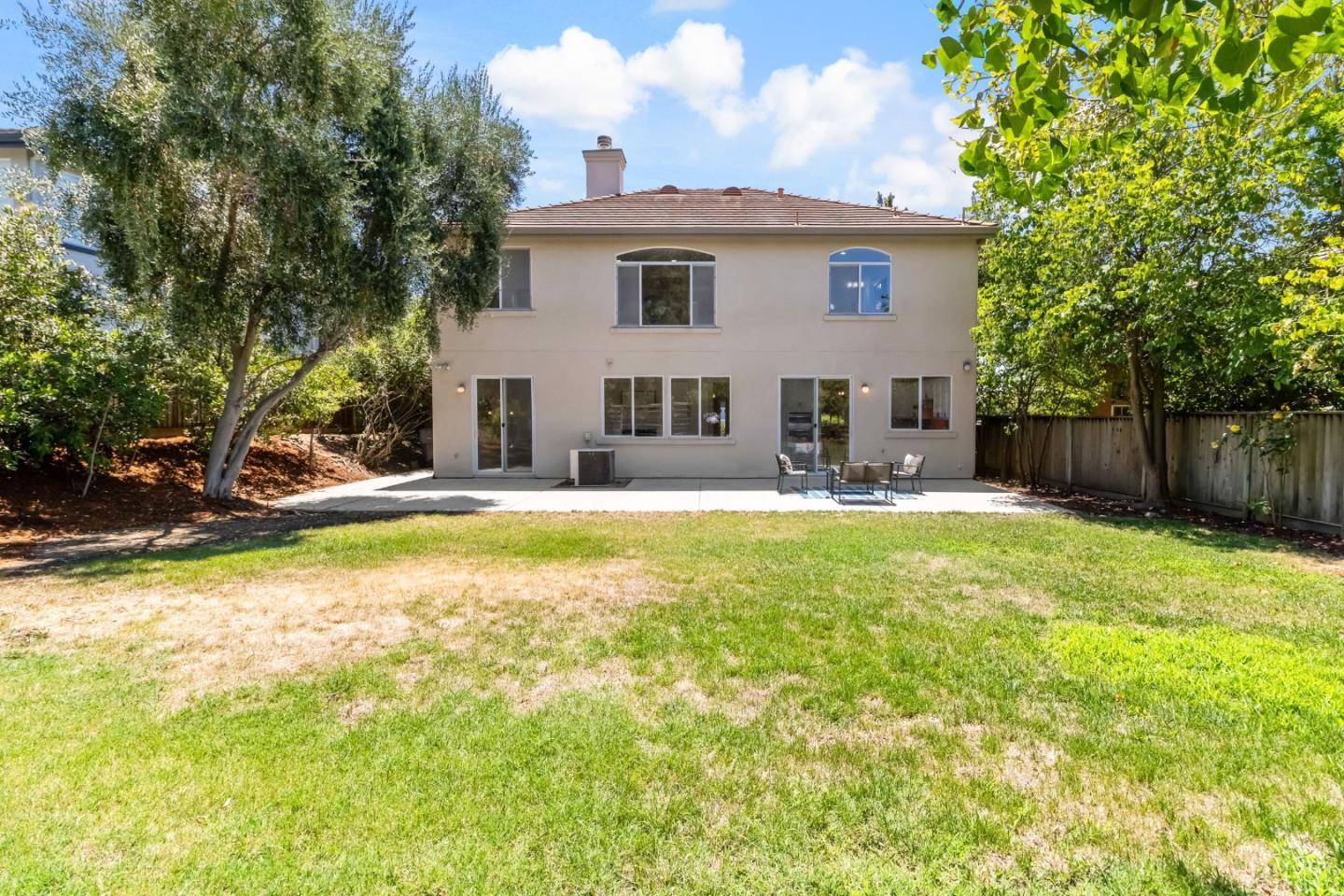 Detail Gallery Image 5 of 63 For 3585 Cour Du Vin, San Jose,  CA 95148 - 4 Beds | 2/1 Baths