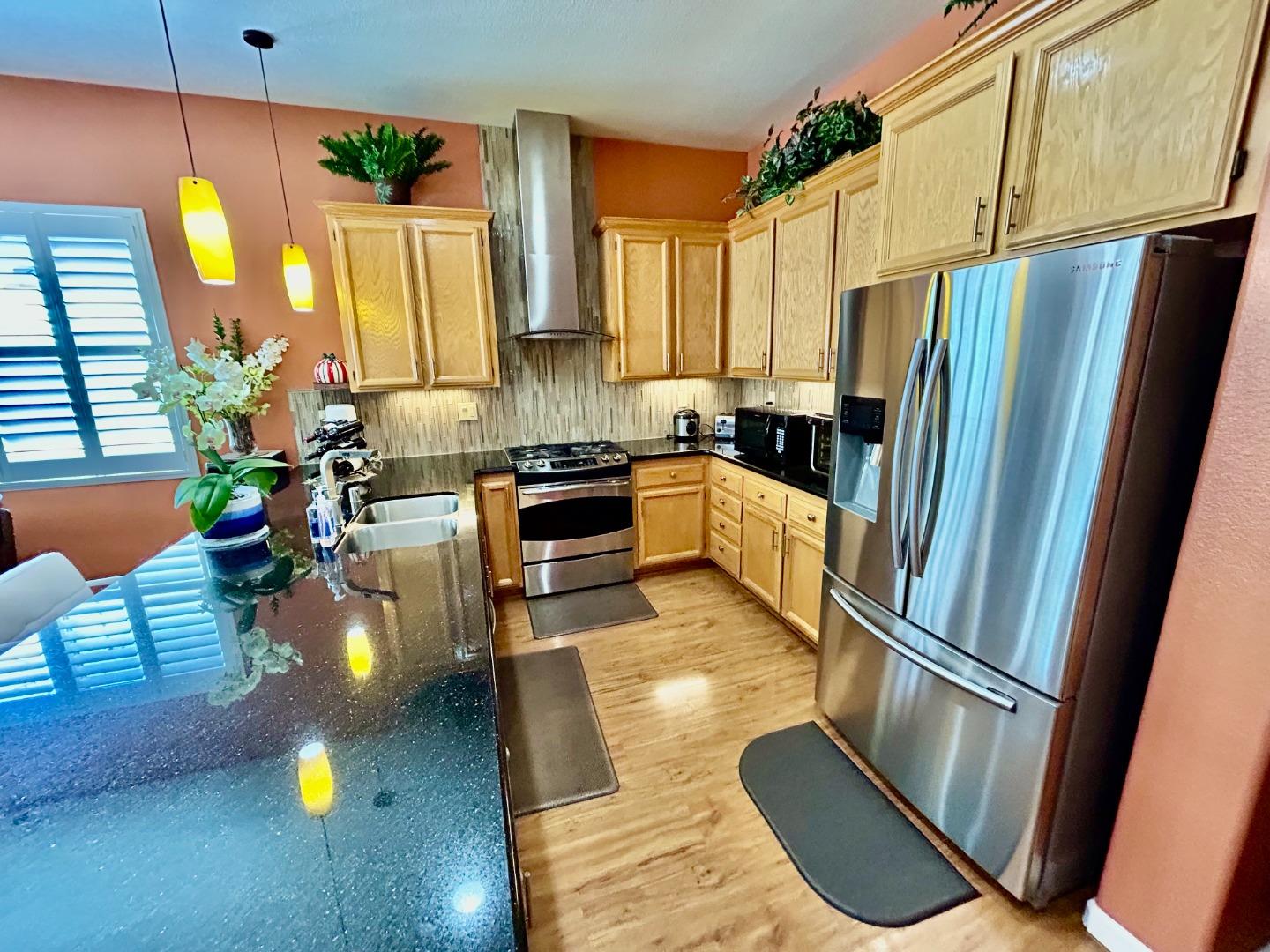 Detail Gallery Image 10 of 40 For 1732 W Westlake Dr, Roseville,  CA 95747 - 3 Beds | 2 Baths