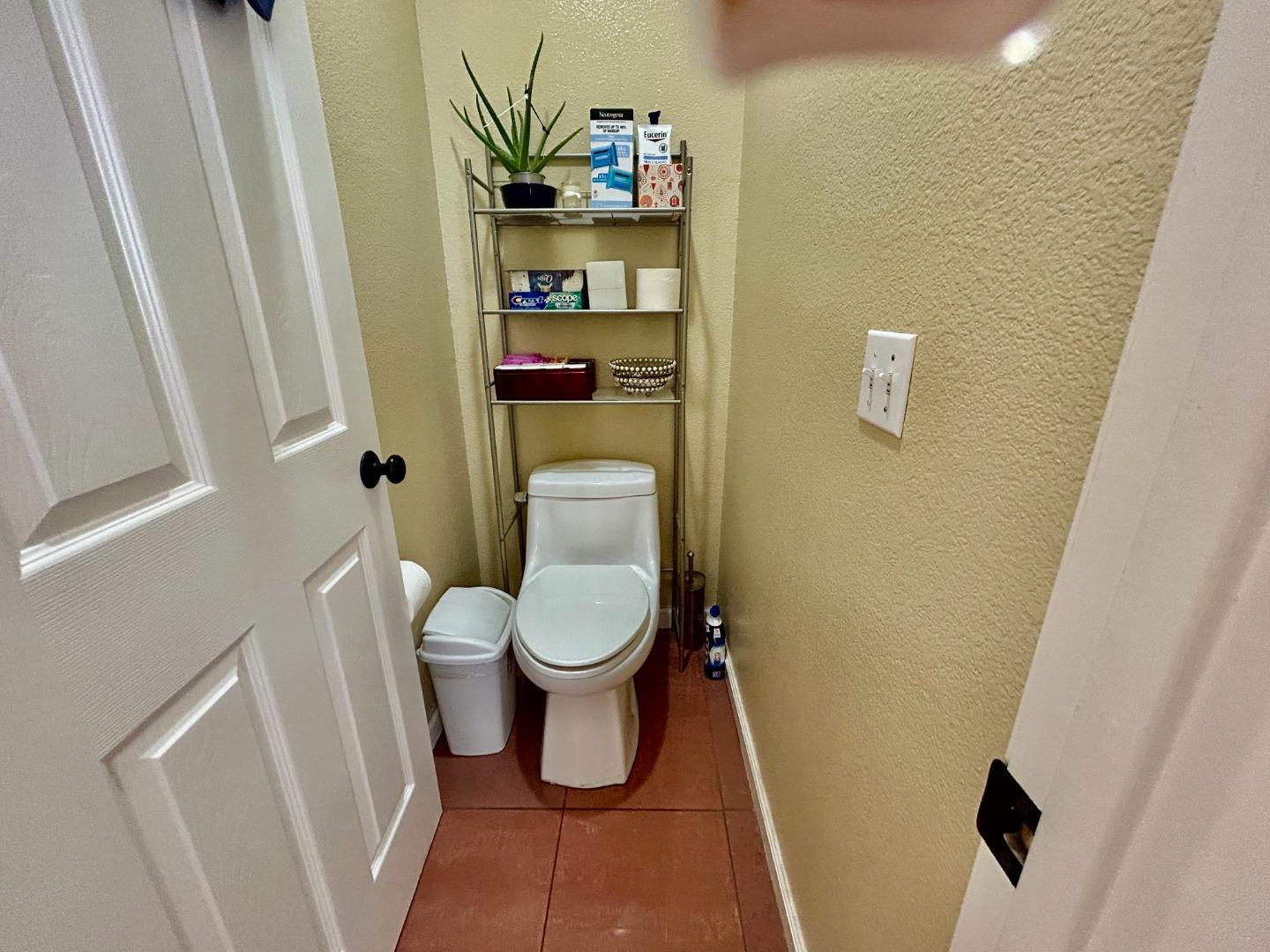 Detail Gallery Image 19 of 40 For 1732 W Westlake Dr, Roseville,  CA 95747 - 3 Beds | 2 Baths