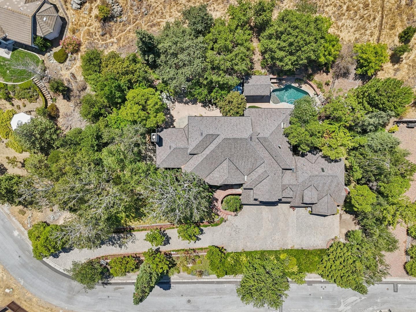 Detail Gallery Image 38 of 39 For 18615 Castle Lake Dr, Morgan Hill,  CA 95037 - 5 Beds | 4 Baths