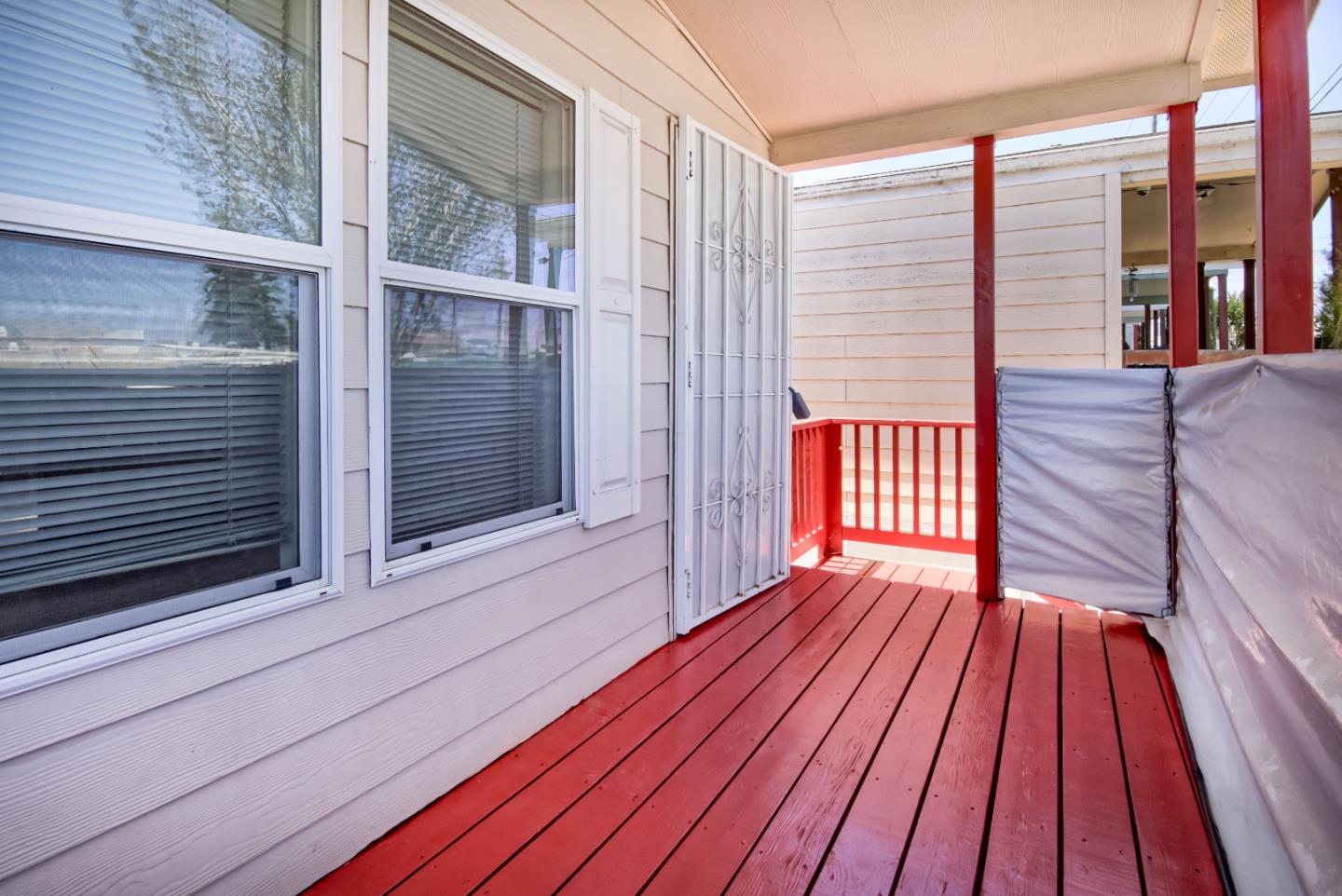 Detail Gallery Image 3 of 13 For 101 W Front St #6,  Watsonville,  CA 95076 - 2 Beds | 1 Baths
