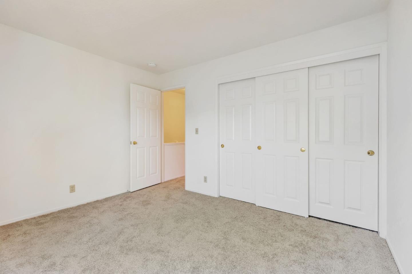Detail Gallery Image 20 of 35 For 1555 Hecker Pass Rd #C103,  Gilroy,  CA 95020 - 2 Beds | 1/1 Baths