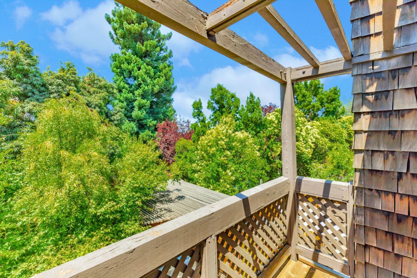 Detail Gallery Image 28 of 35 For 1555 Hecker Pass Rd #C103,  Gilroy,  CA 95020 - 2 Beds | 1/1 Baths