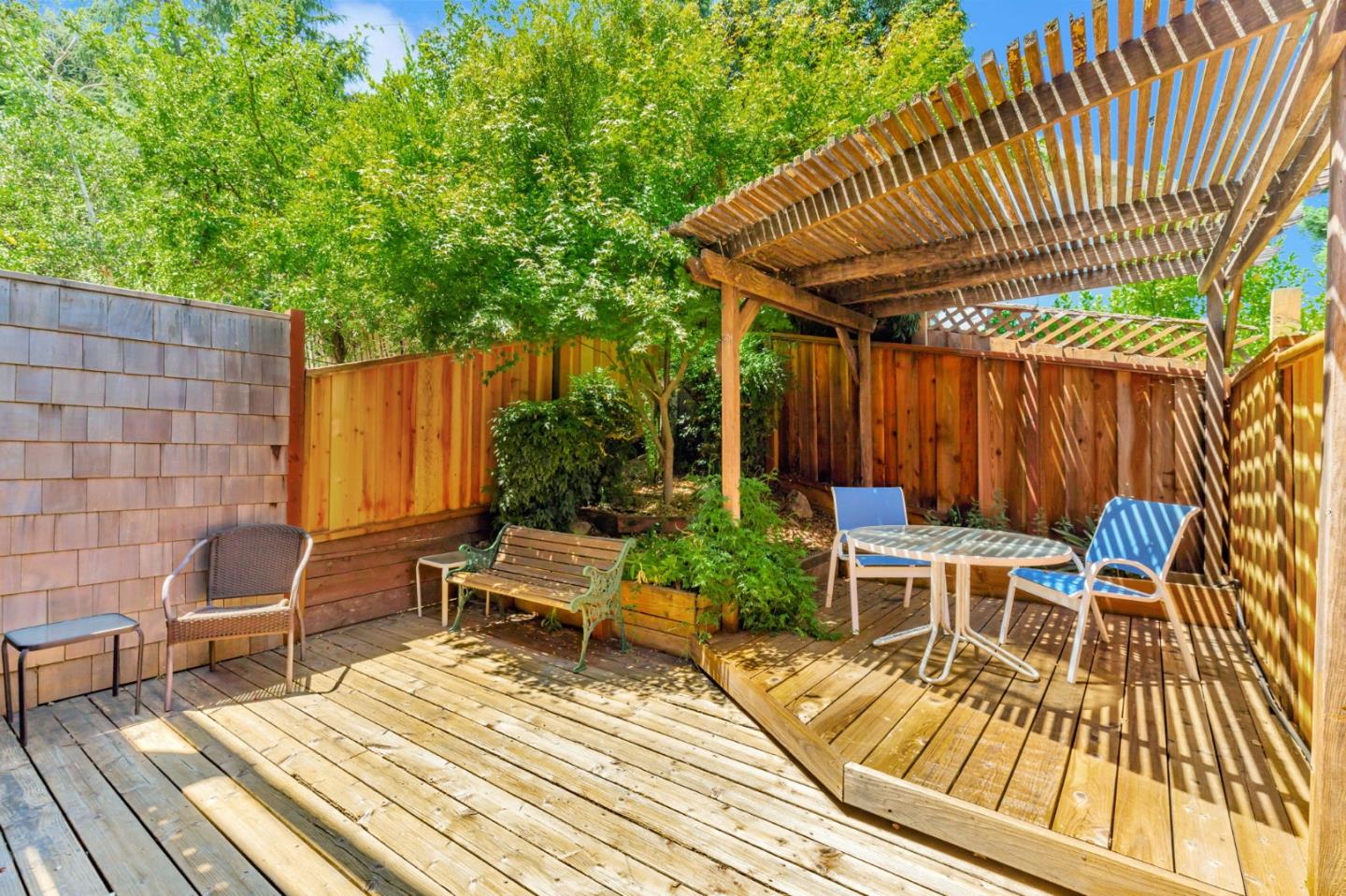 Detail Gallery Image 30 of 35 For 1555 Hecker Pass Rd #C103,  Gilroy,  CA 95020 - 2 Beds | 1/1 Baths