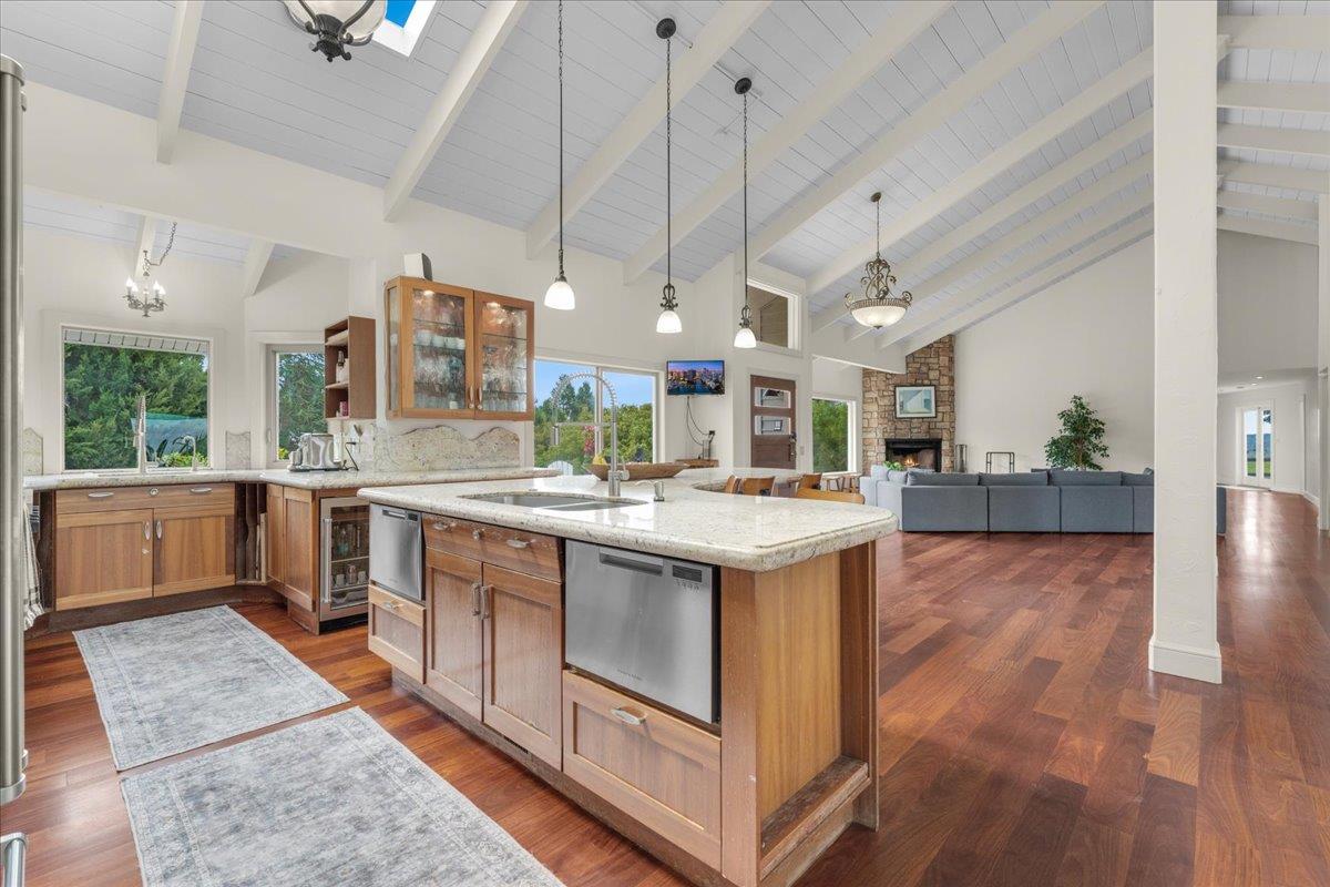 Detail Gallery Image 15 of 40 For 1501 Hidden Valley Rd, Soquel,  CA 95073 - 5 Beds | 4/1 Baths