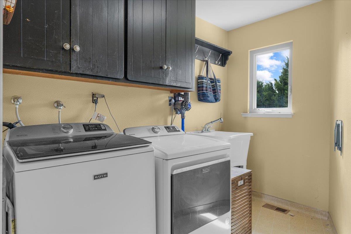 Detail Gallery Image 28 of 40 For 1501 Hidden Valley Rd, Soquel,  CA 95073 - 5 Beds | 4/1 Baths