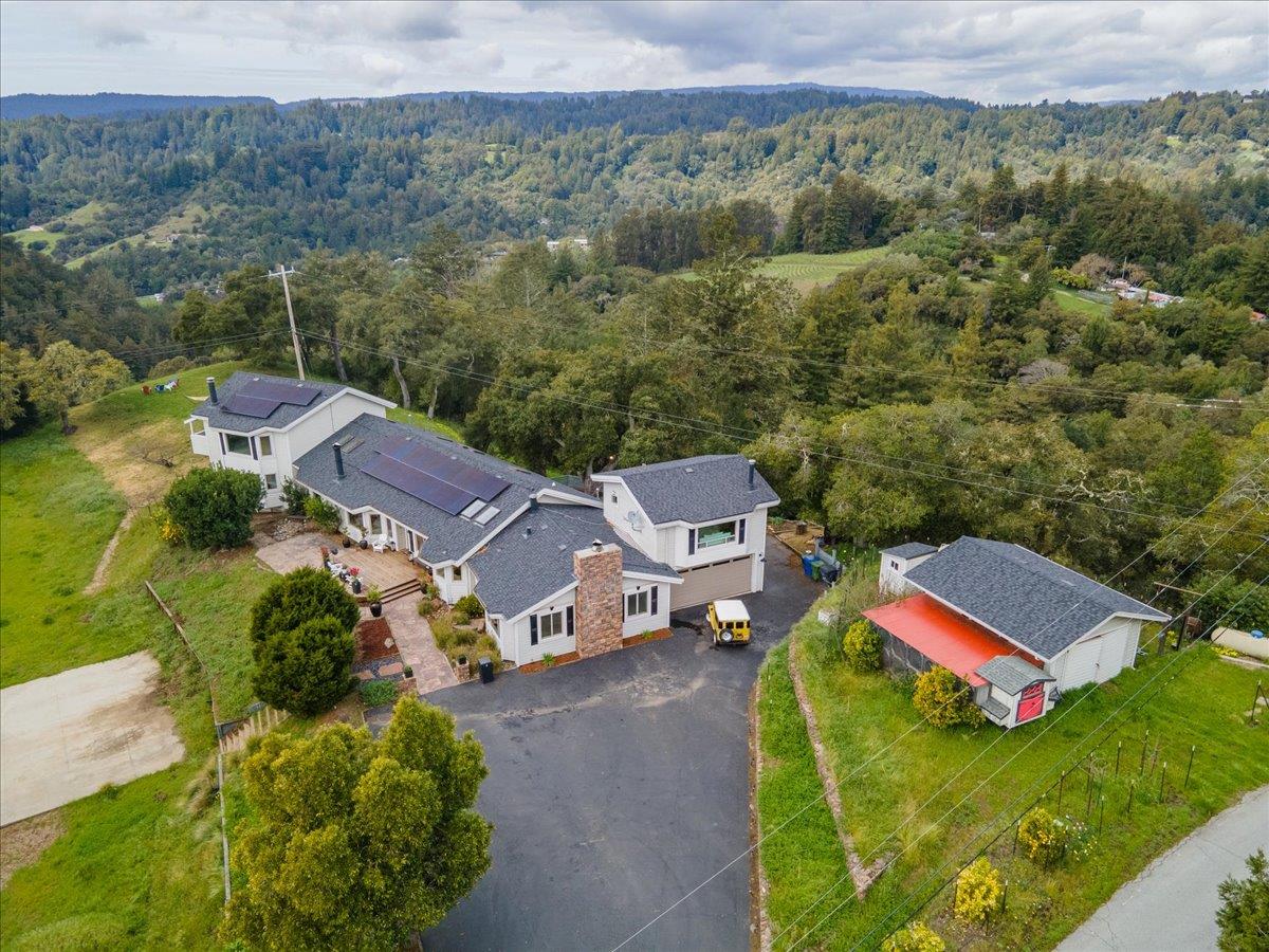 1501 Hidden Valley Road, Soquel, California 95073, 5 Bedrooms Bedrooms, ,4 BathroomsBathrooms,Residential,For Sale,1501 Hidden Valley Road,ML82014611