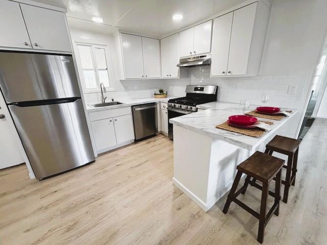 Detail Gallery Image 2 of 23 For 2205 Tilgrim Way #184,  Hayward,  CA 94545 - 2 Beds | 2 Baths