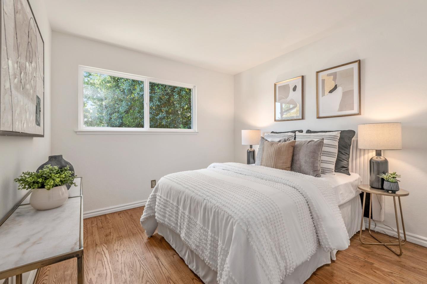 Detail Gallery Image 19 of 31 For 207 Thomas Dr, Los Gatos,  CA 95032 - 3 Beds | 2 Baths