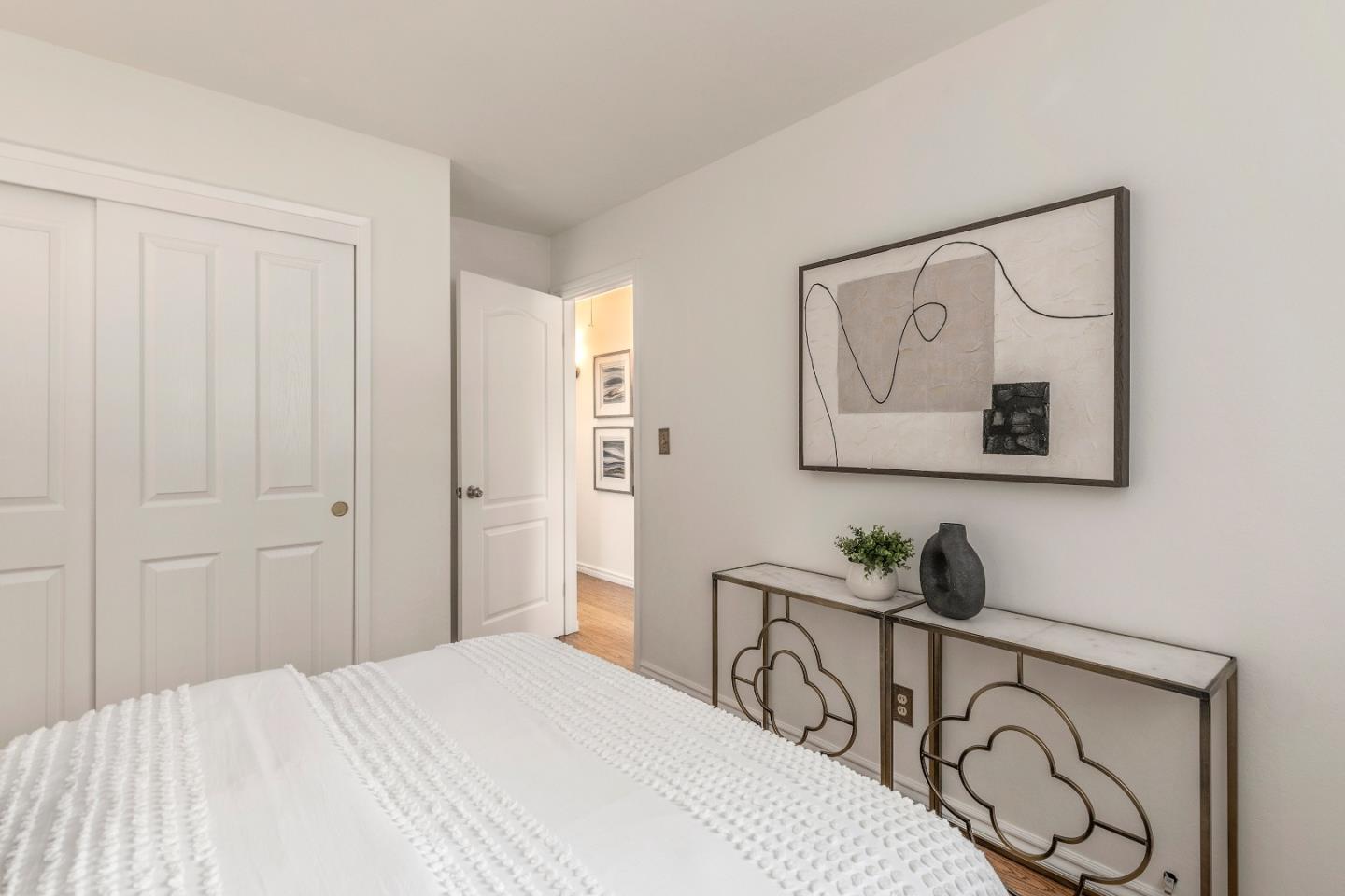 Detail Gallery Image 20 of 31 For 207 Thomas Dr, Los Gatos,  CA 95032 - 3 Beds | 2 Baths
