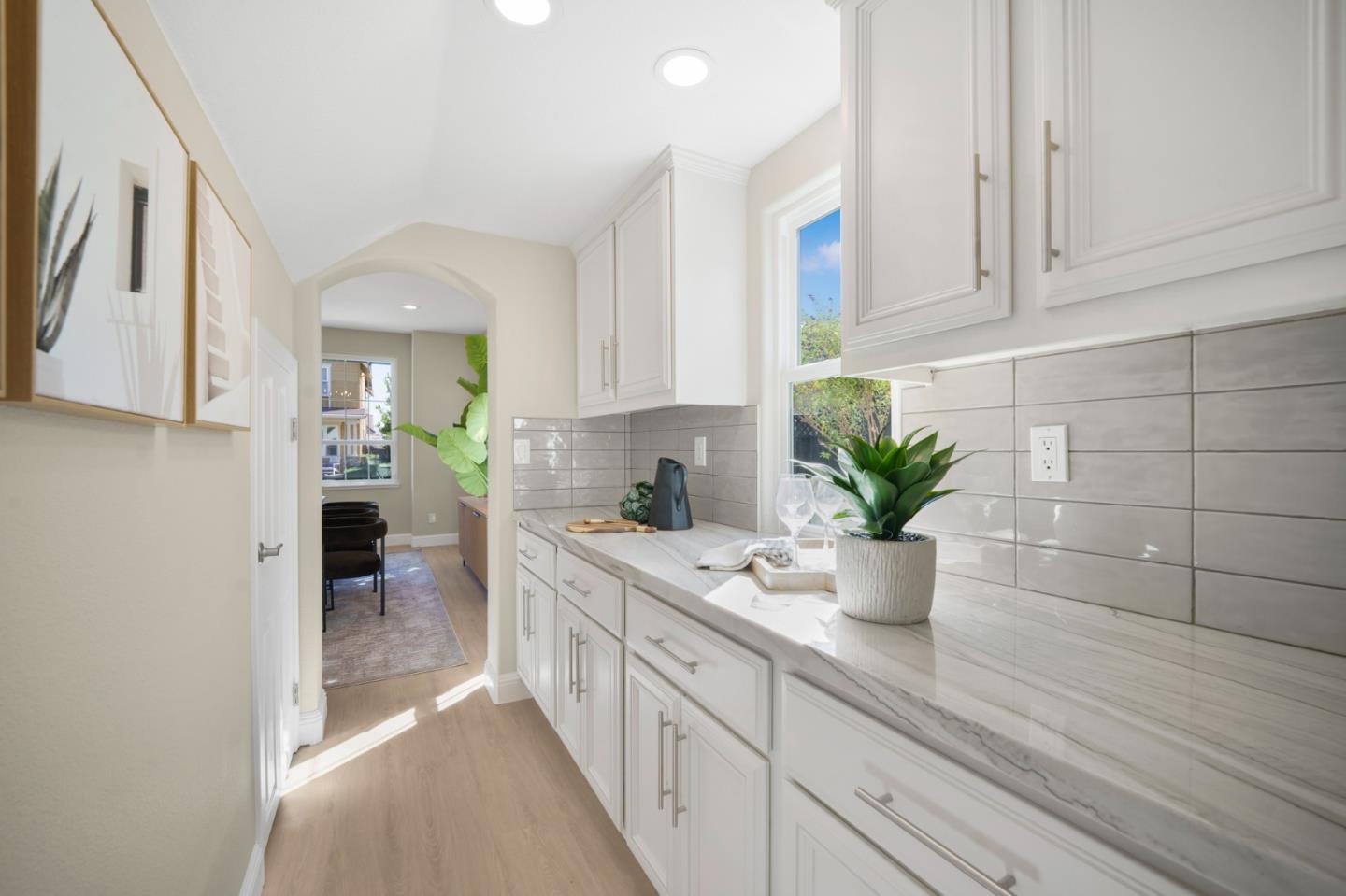 Detail Gallery Image 16 of 77 For 5807 Casita Way, Gilroy,  CA 95020 - 5 Beds | 4 Baths