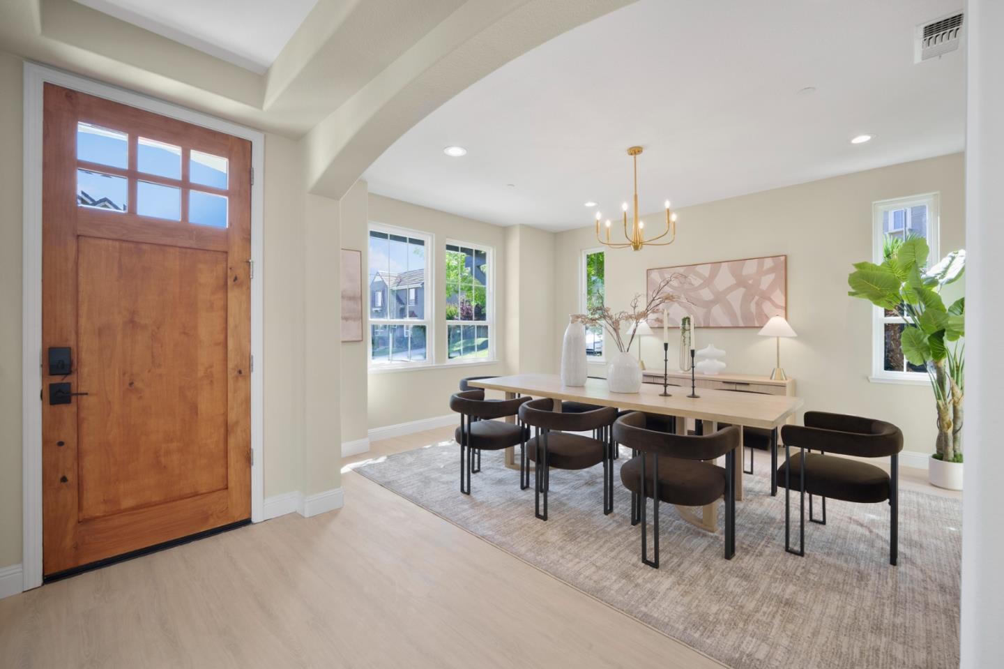Detail Gallery Image 5 of 77 For 5807 Casita Way, Gilroy,  CA 95020 - 5 Beds | 4 Baths