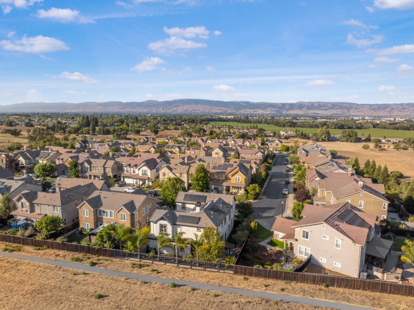 Detail Gallery Image 63 of 77 For 5807 Casita Way, Gilroy,  CA 95020 - 5 Beds | 4 Baths