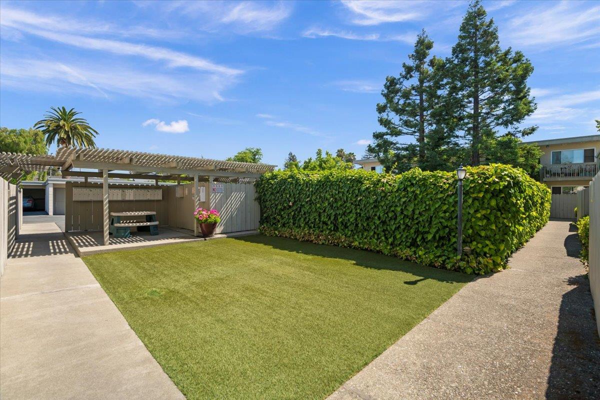 Detail Gallery Image 8 of 17 For 3515 Chestnut Ave, Concord,  CA 94519 - – Beds | – Baths