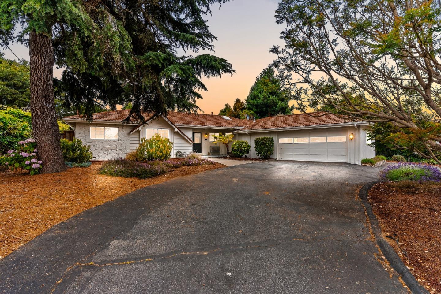 Detail Gallery Image 2 of 31 For 630 Baltusrol Dr, Aptos,  CA 95003 - 4 Beds | 2/1 Baths