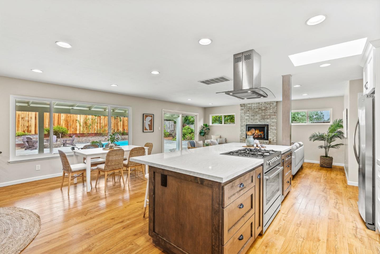 Detail Gallery Image 7 of 31 For 630 Baltusrol Dr, Aptos,  CA 95003 - 4 Beds | 2/1 Baths