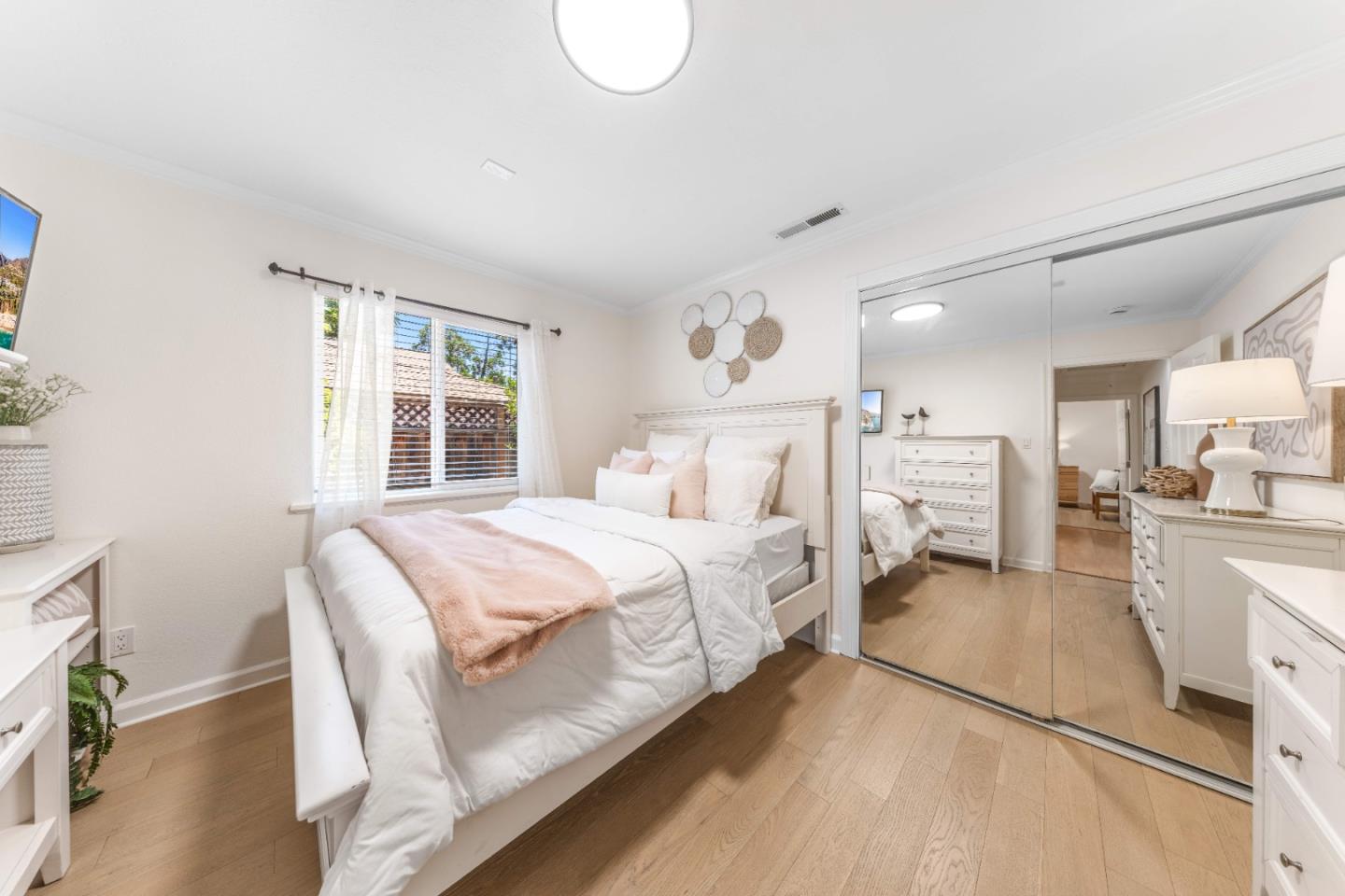 Detail Gallery Image 24 of 39 For 15098 Stratford Dr, San Jose,  CA 95124 - 3 Beds | 2 Baths