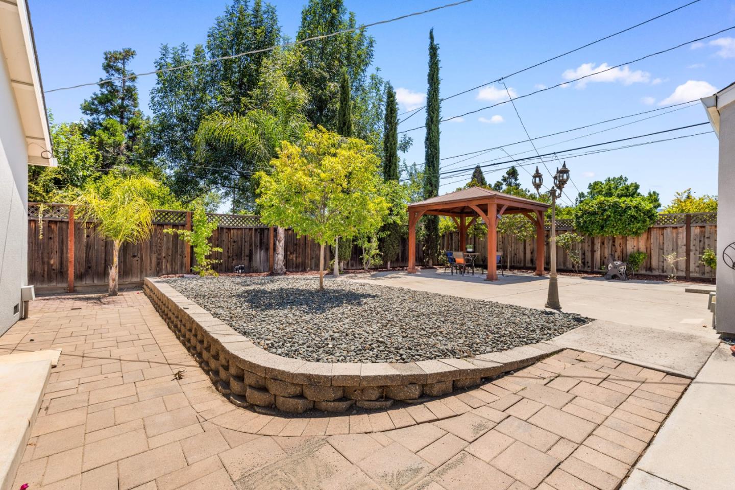 Detail Gallery Image 33 of 39 For 15098 Stratford Dr, San Jose,  CA 95124 - 3 Beds | 2 Baths