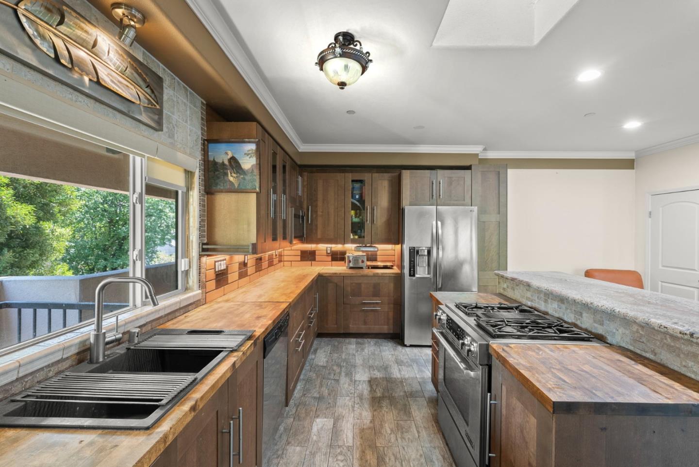 Detail Gallery Image 13 of 43 For 18 S 21st St #200,  San Jose,  CA 95116 - 3 Beds | 2/1 Baths