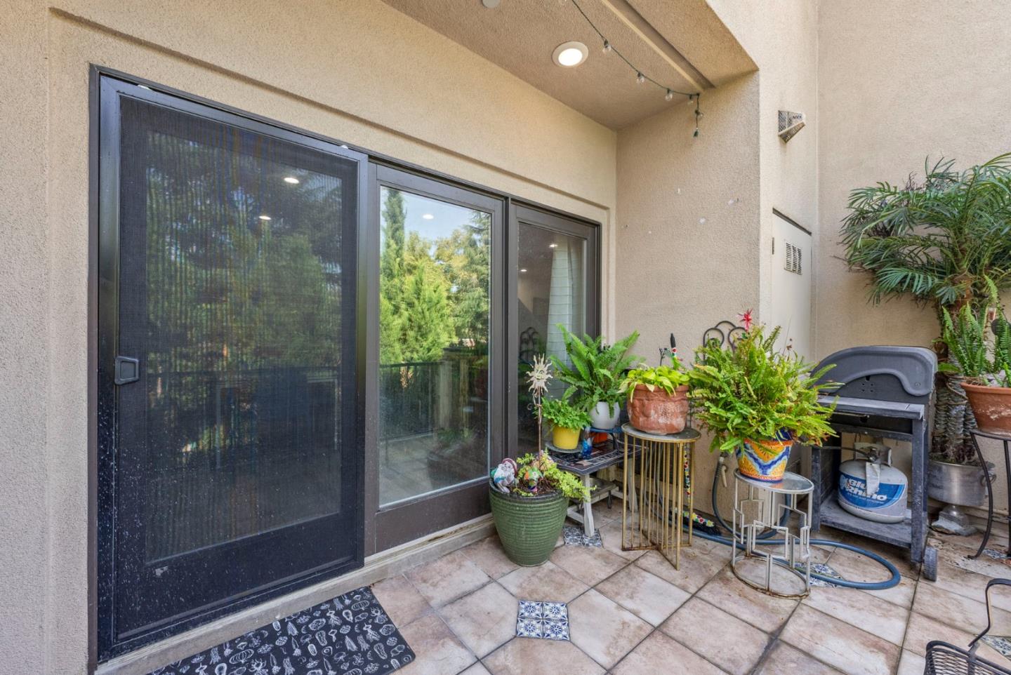 Detail Gallery Image 19 of 43 For 18 S 21st St #200,  San Jose,  CA 95116 - 3 Beds | 2/1 Baths