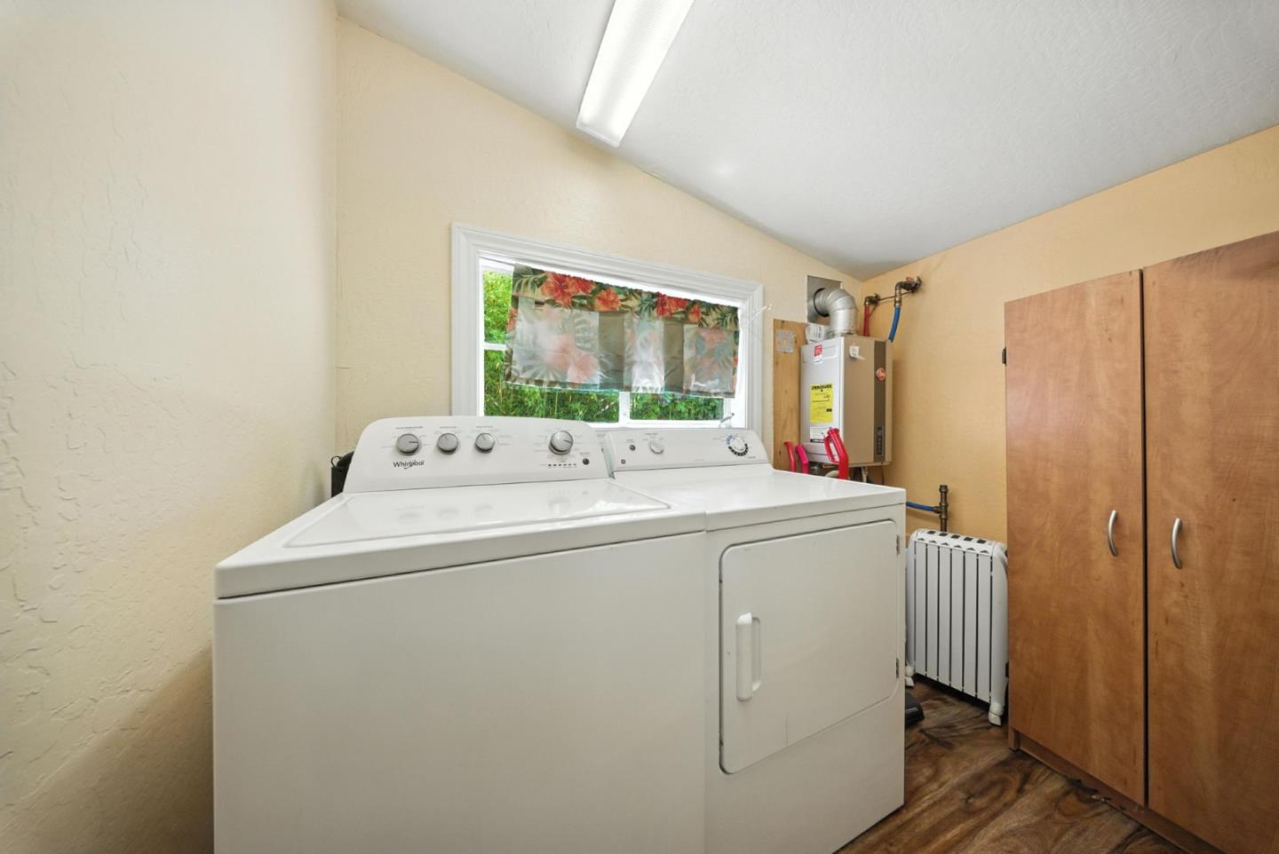 Detail Gallery Image 15 of 78 For 185 N 9th St, San Jose,  CA 95112 - 4 Beds | 4 Baths