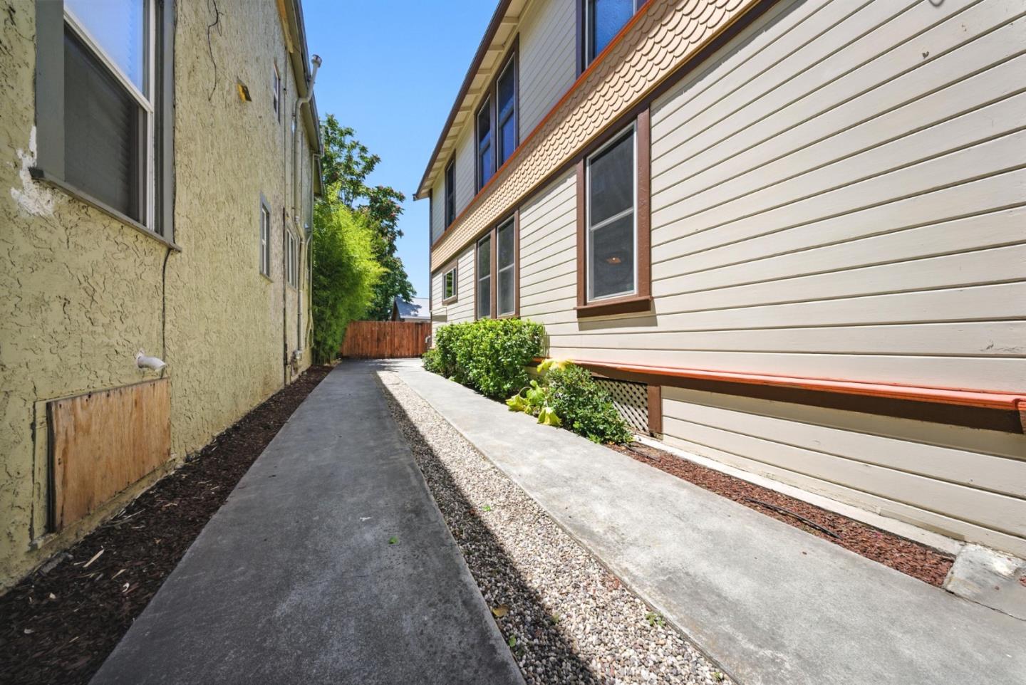 Detail Gallery Image 29 of 78 For 185 N 9th St, San Jose,  CA 95112 - 4 Beds | 4 Baths