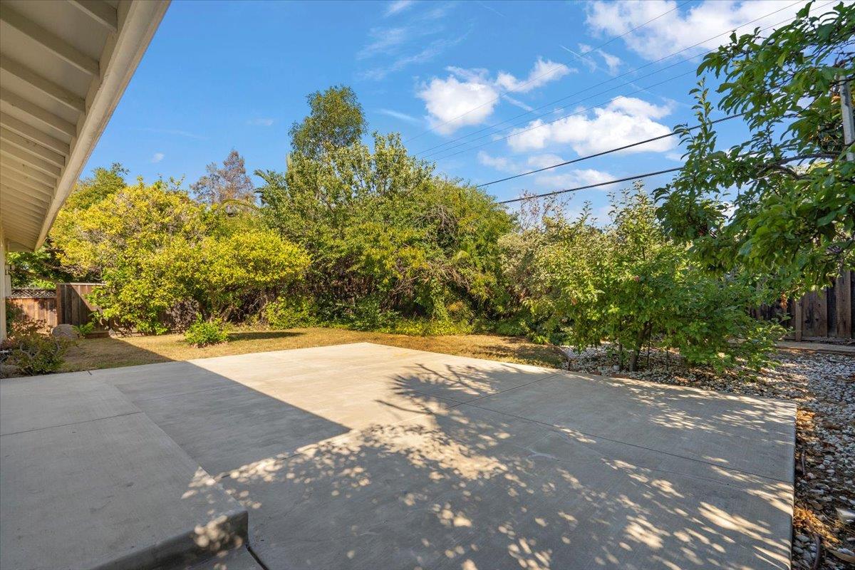 Detail Gallery Image 15 of 20 For 495 Giannini Dr, Santa Clara,  CA 95051 - 3 Beds | 2 Baths