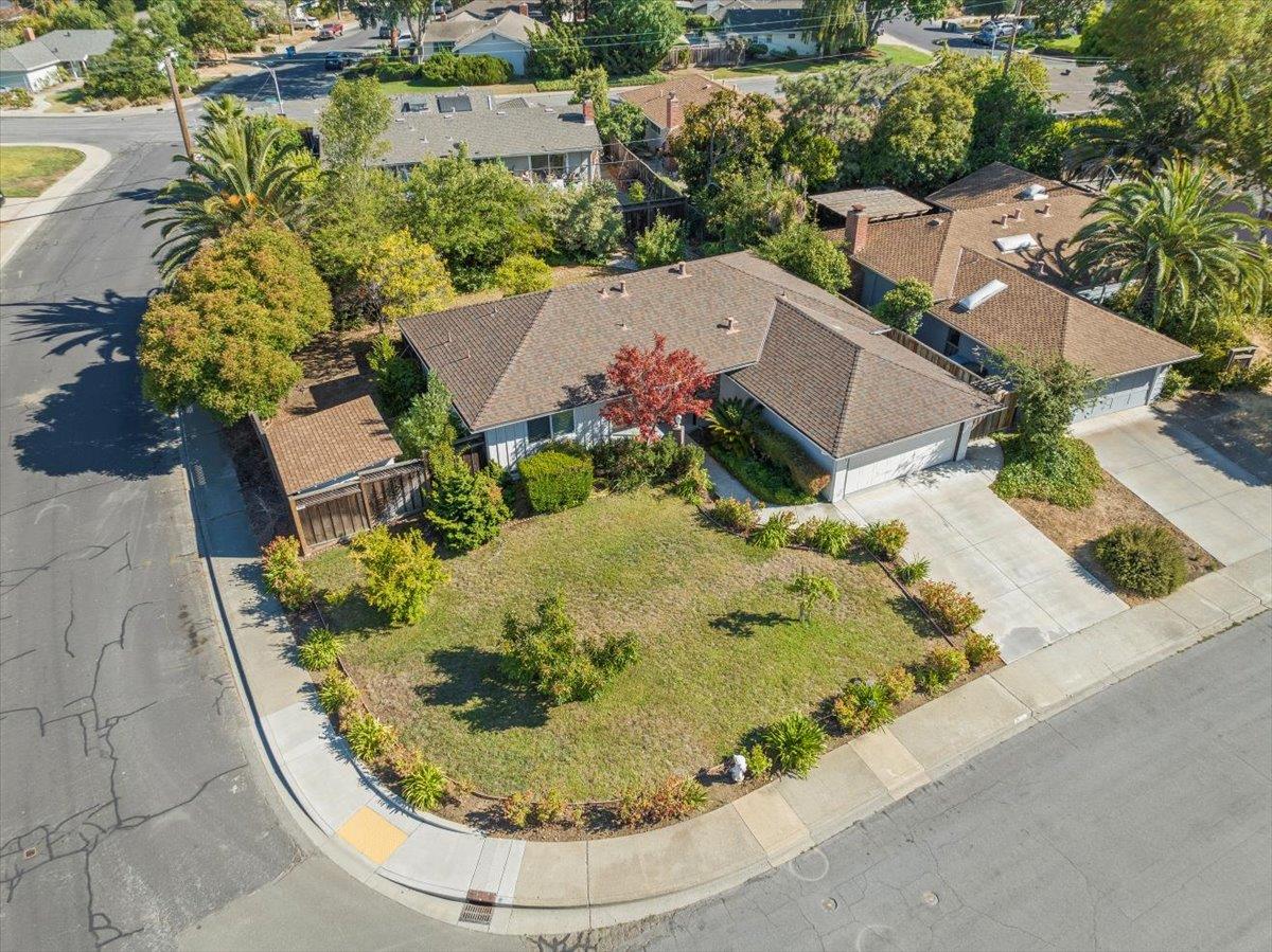 Detail Gallery Image 16 of 20 For 495 Giannini Dr, Santa Clara,  CA 95051 - 3 Beds | 2 Baths