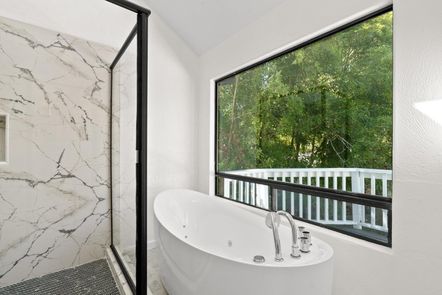 Detail Gallery Image 35 of 59 For 607 Saint Andrews Dr, Aptos,  CA 95003 - 5 Beds | 2/1 Baths