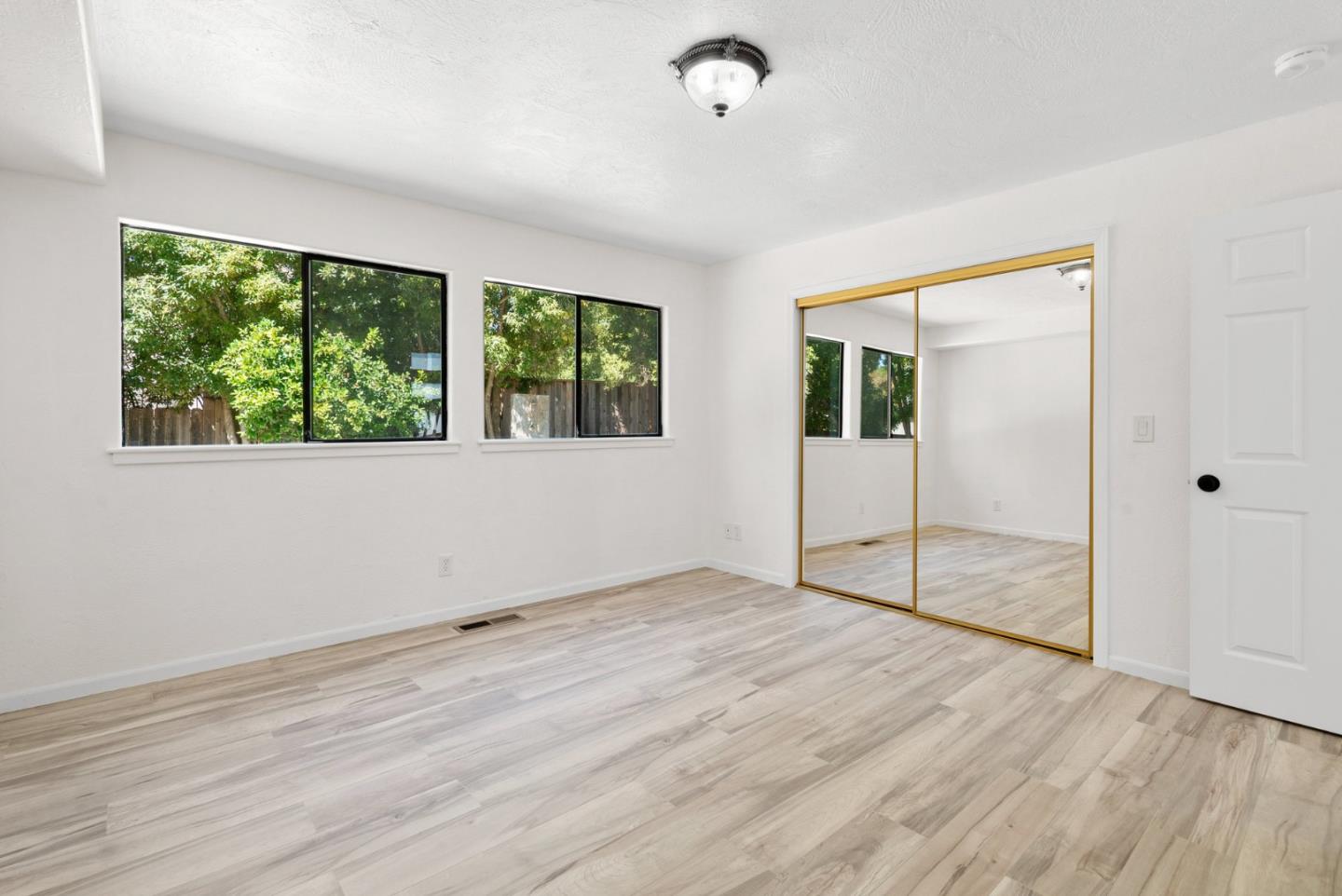 Detail Gallery Image 40 of 59 For 607 Saint Andrews Dr, Aptos,  CA 95003 - 5 Beds | 2/1 Baths