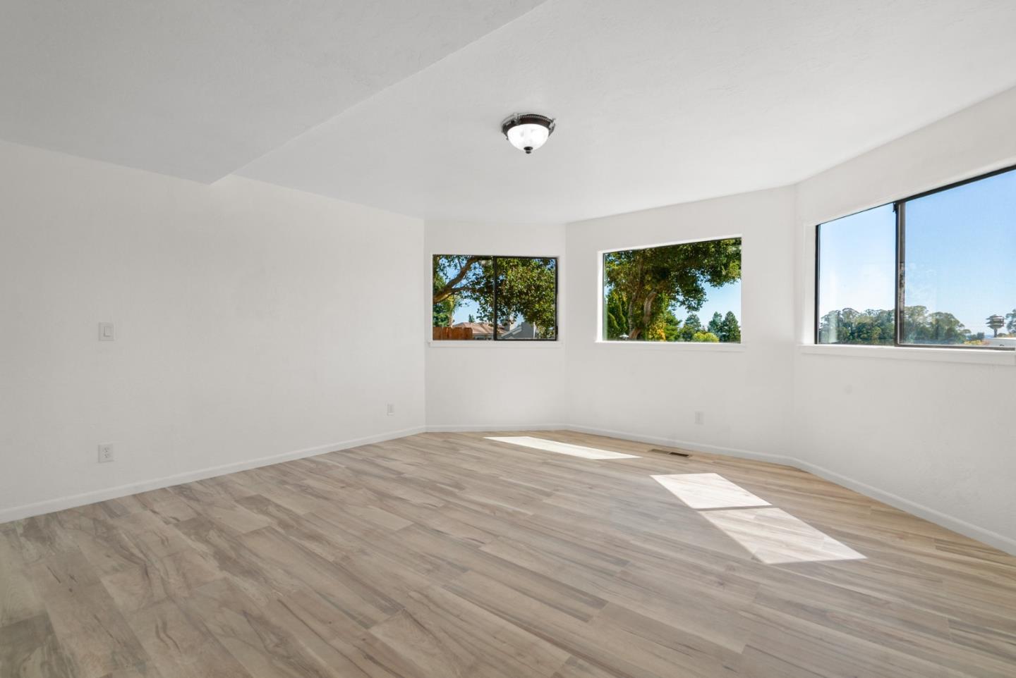 Detail Gallery Image 41 of 59 For 607 Saint Andrews Dr, Aptos,  CA 95003 - 5 Beds | 2/1 Baths