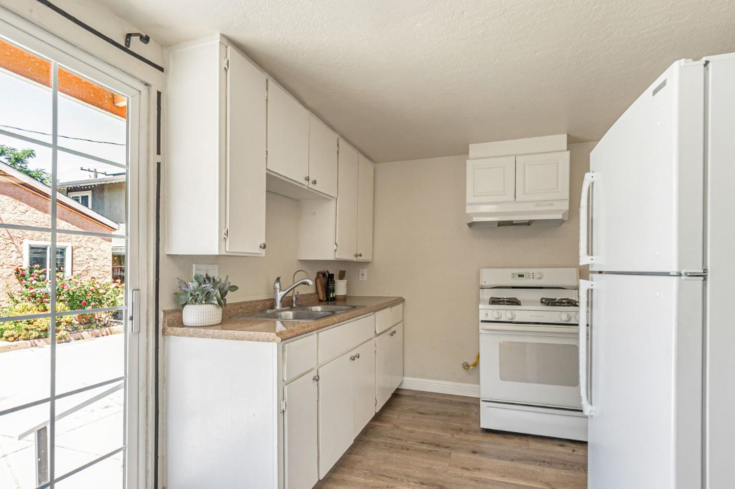 Detail Gallery Image 10 of 51 For 295 N 16th St, San Jose,  CA 95112 - 4 Beds | 2 Baths
