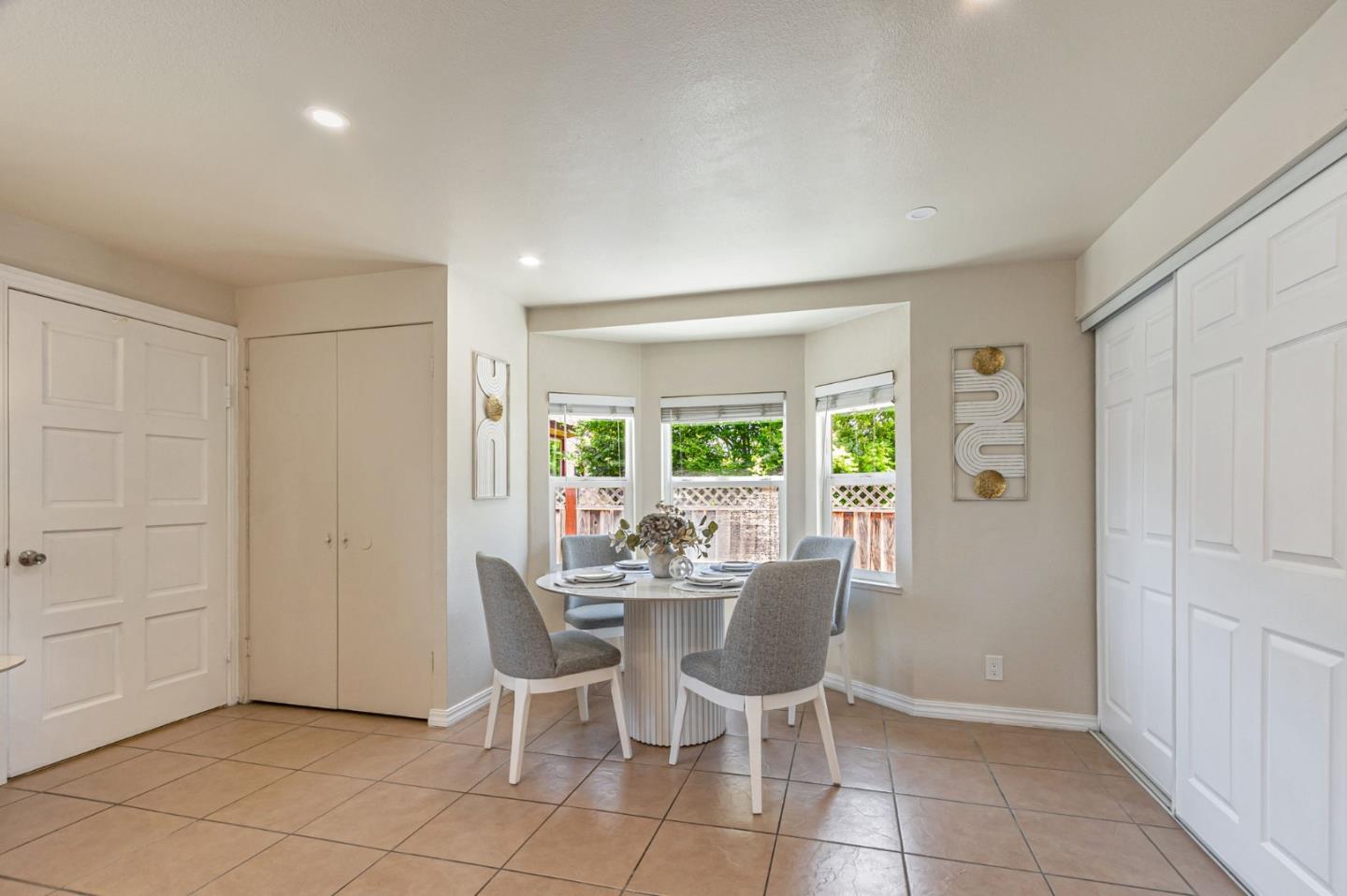 Detail Gallery Image 18 of 51 For 295 N 16th St, San Jose,  CA 95112 - 4 Beds | 2 Baths