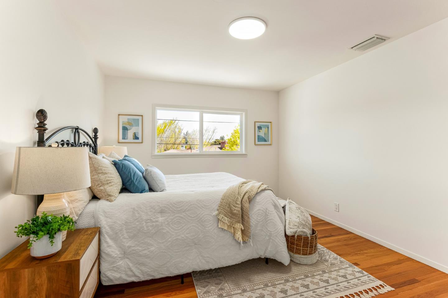 Detail Gallery Image 25 of 56 For 268 S Bernardo Ave, Sunnyvale,  CA 94086 - 4 Beds | 2/1 Baths