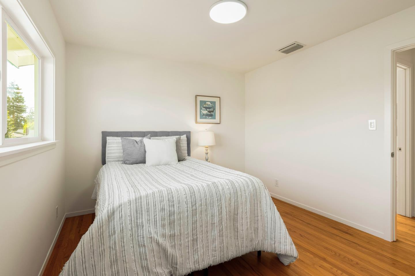 Detail Gallery Image 36 of 56 For 268 S Bernardo Ave, Sunnyvale,  CA 94086 - 4 Beds | 2/1 Baths