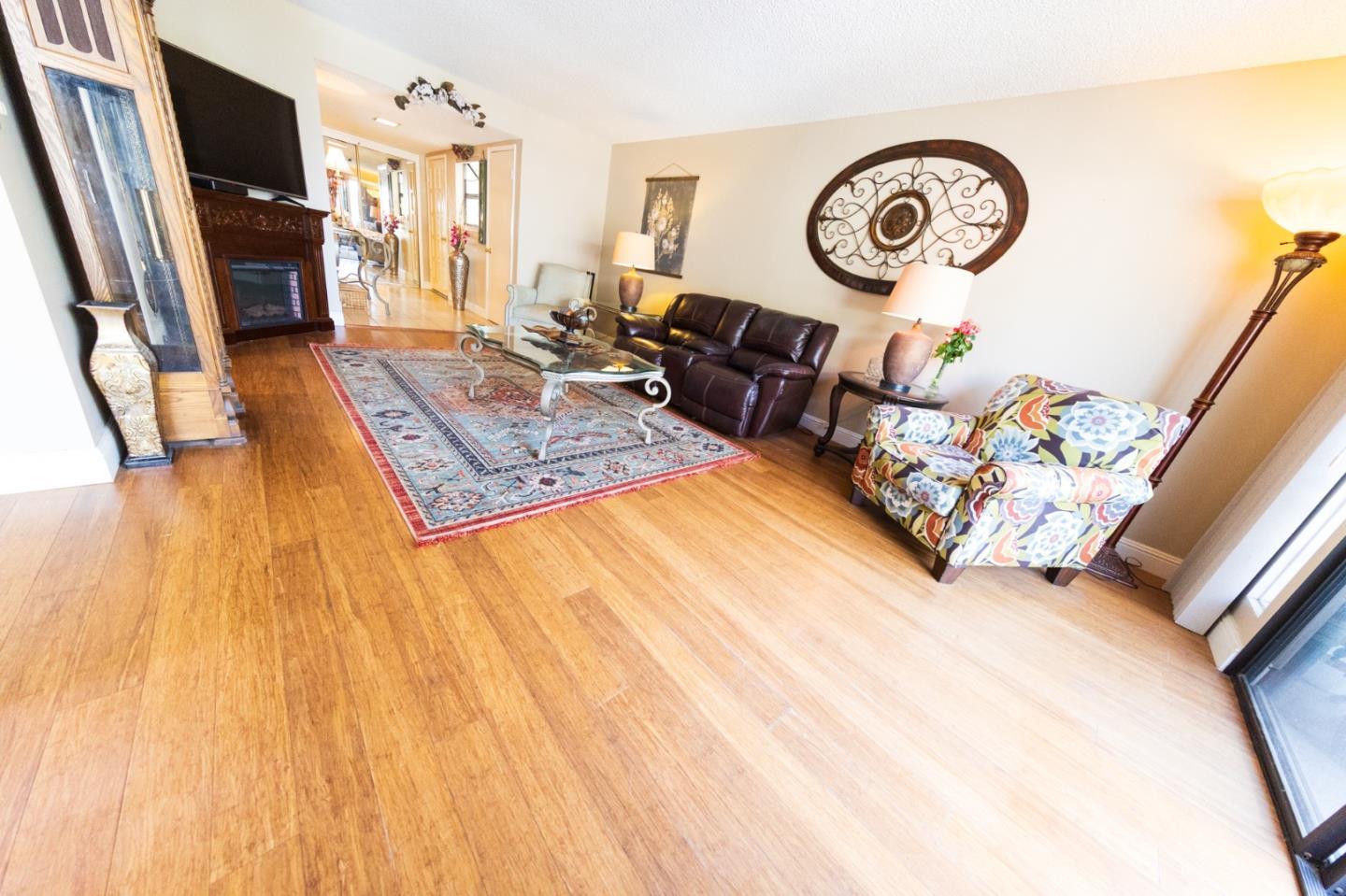 Detail Gallery Image 25 of 34 For 5437 Cribari Grn, San Jose,  CA 95135 - 2 Beds | 2 Baths
