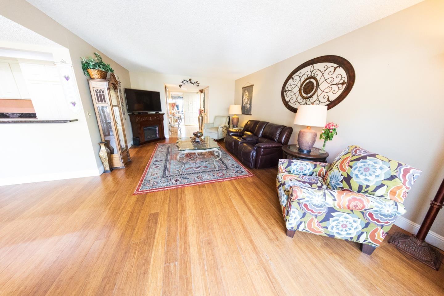 Detail Gallery Image 8 of 34 For 5437 Cribari Grn, San Jose,  CA 95135 - 2 Beds | 2 Baths