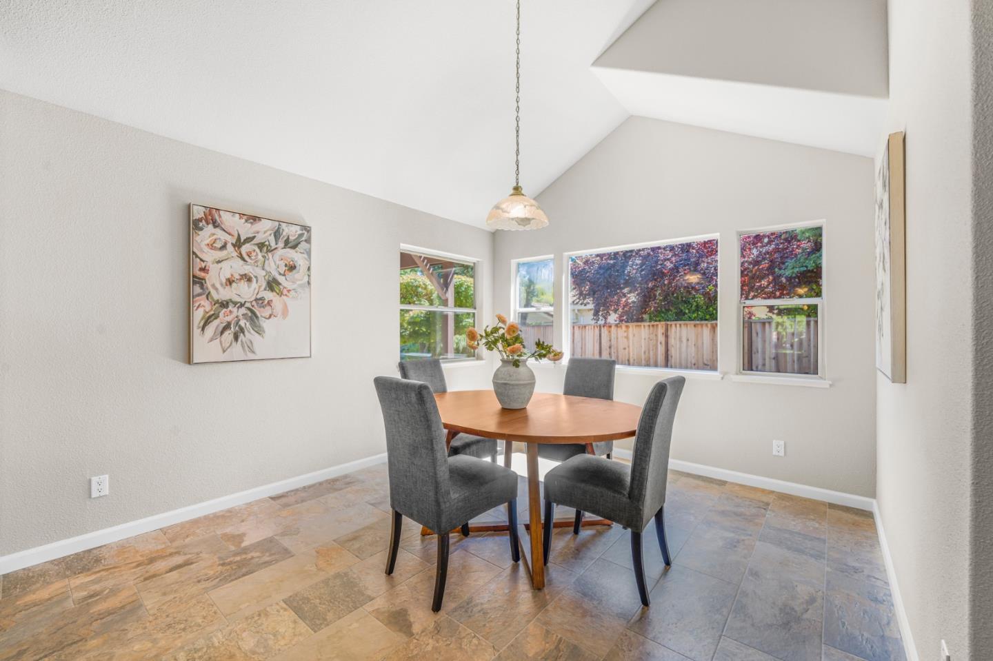 Detail Gallery Image 16 of 43 For 17157 Heatherwood Way, Morgan Hill,  CA 95037 - 4 Beds | 2/1 Baths