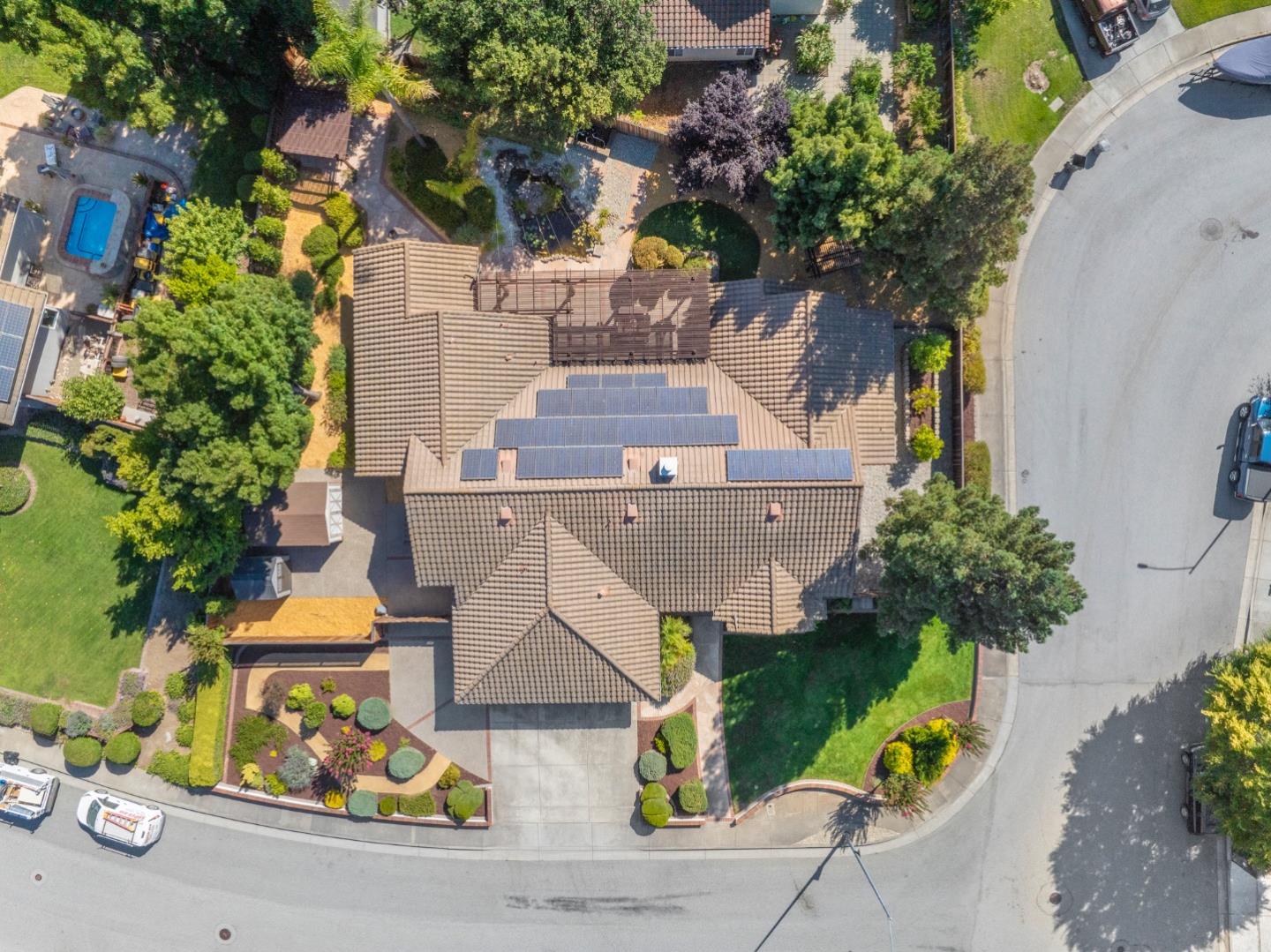 Detail Gallery Image 3 of 43 For 17157 Heatherwood Way, Morgan Hill,  CA 95037 - 4 Beds | 2/1 Baths